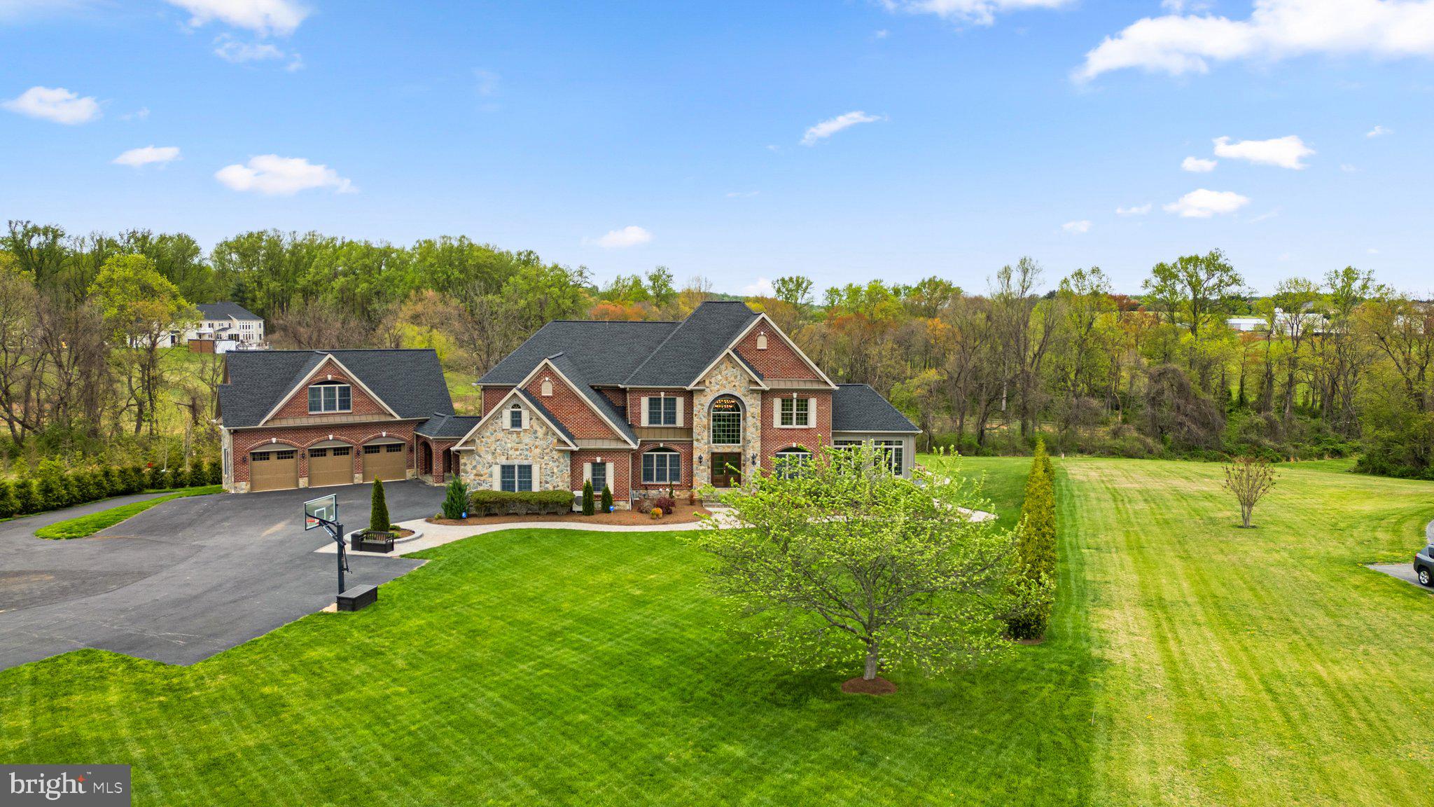 HIGHLAND - Residential