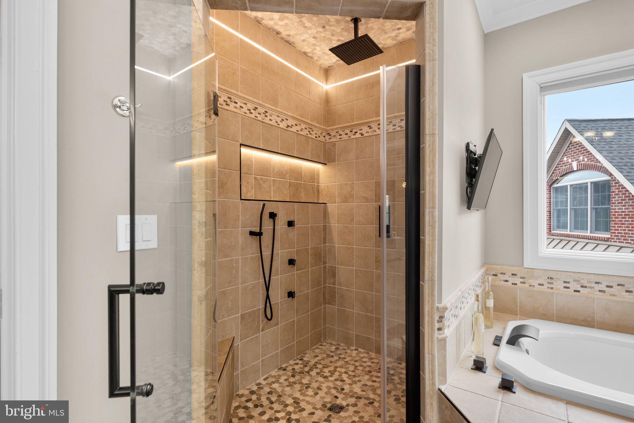 HIGHLAND - Residential