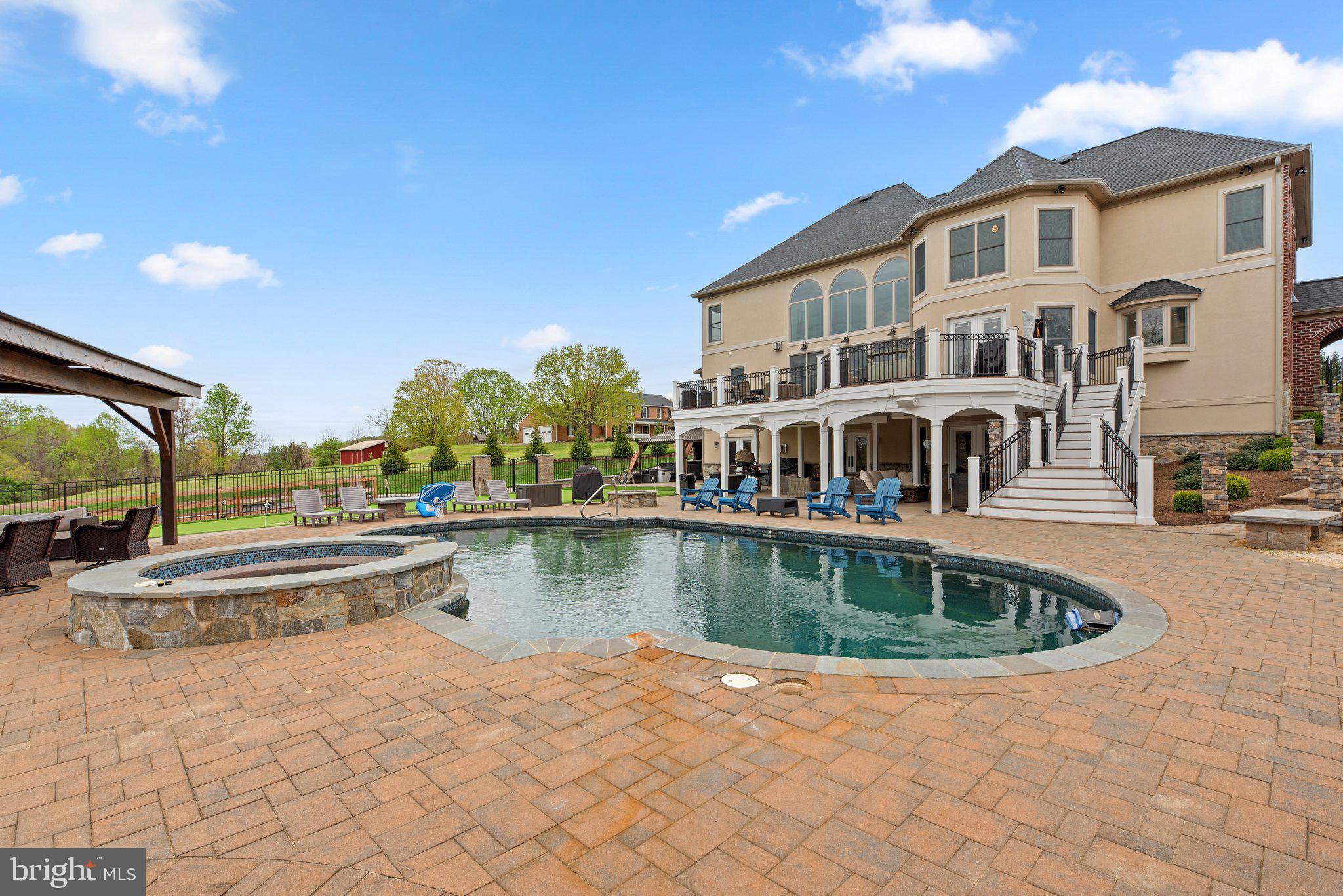 HIGHLAND - Residential