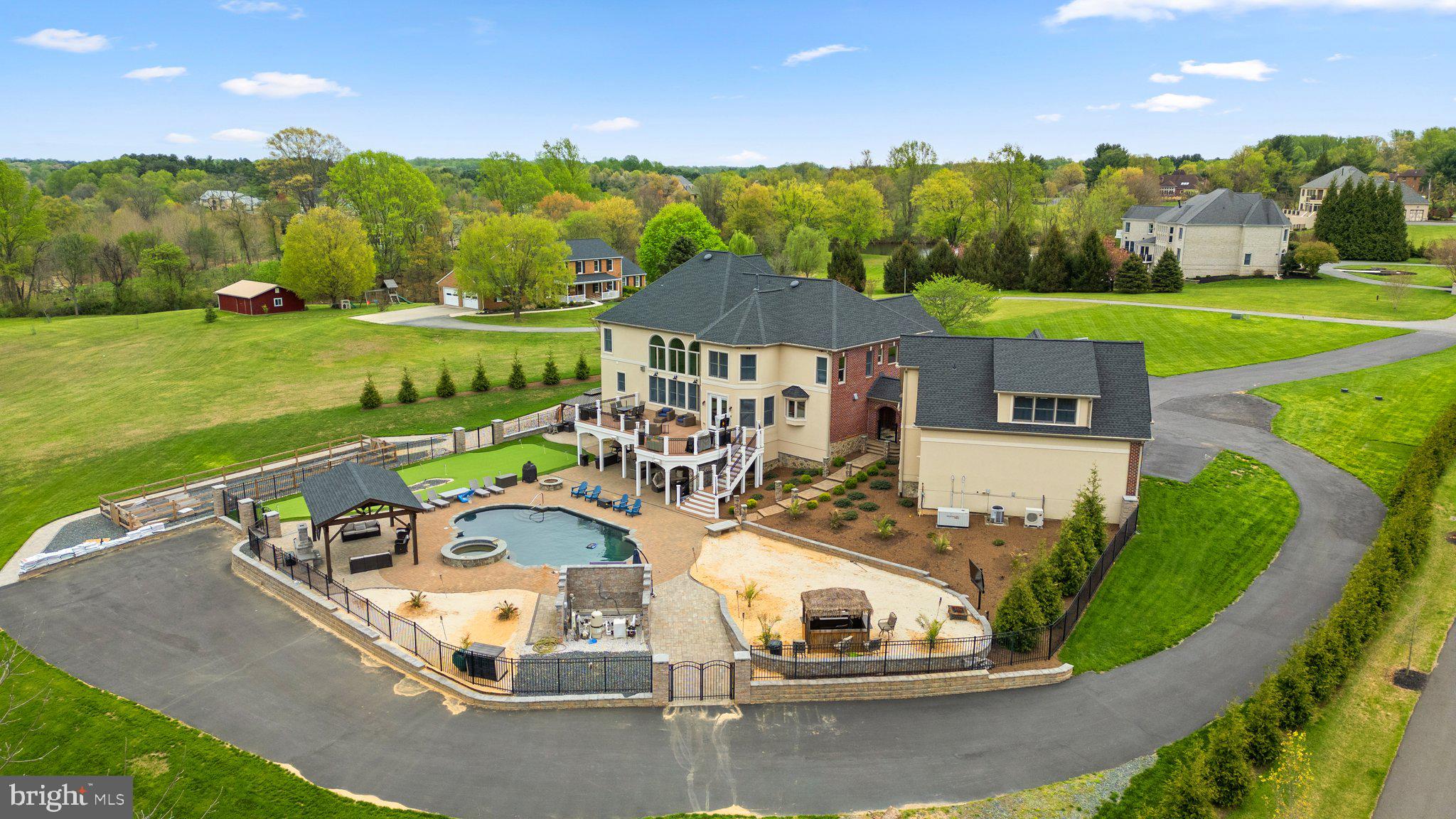 HIGHLAND - Residential