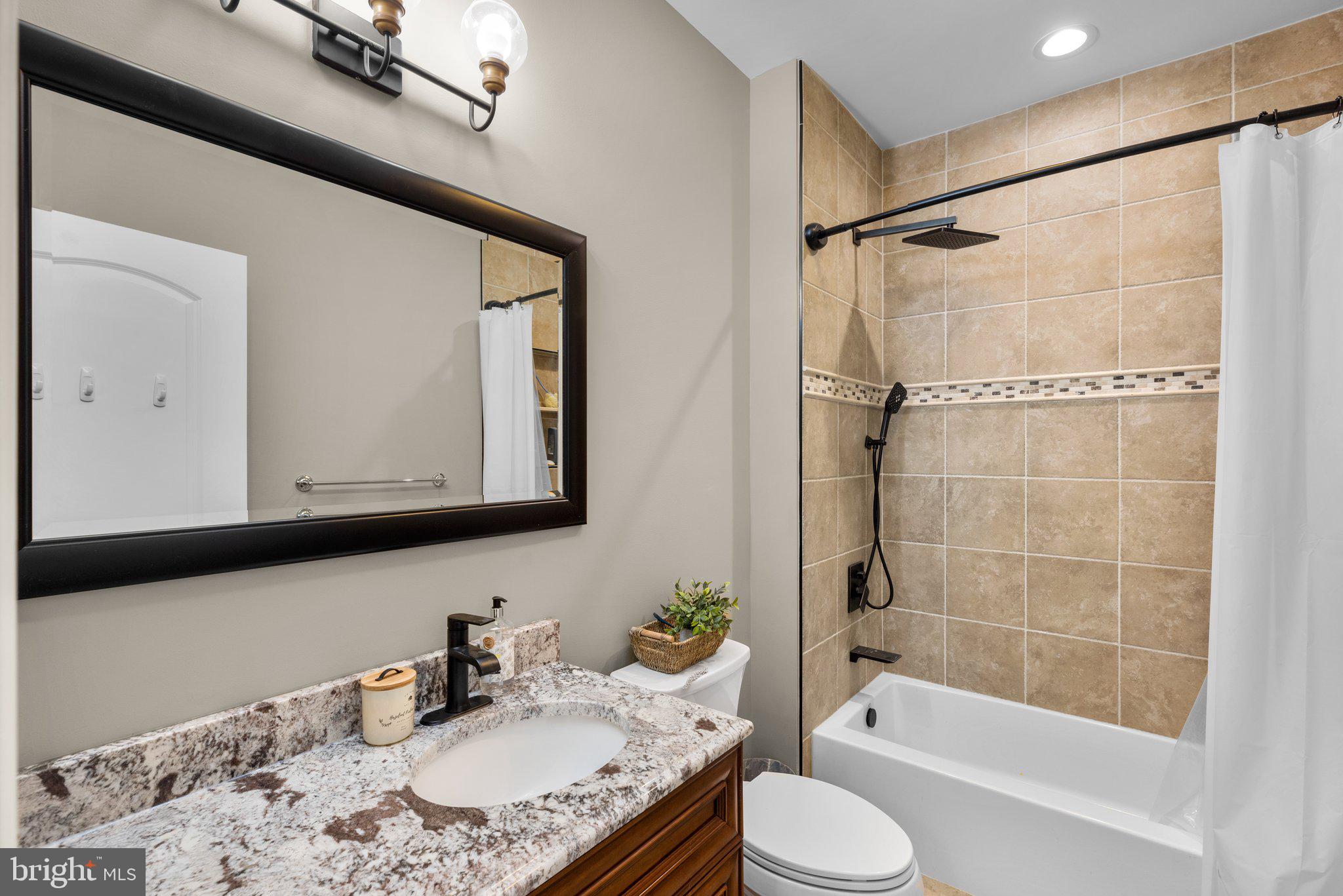 HIGHLAND - Residential