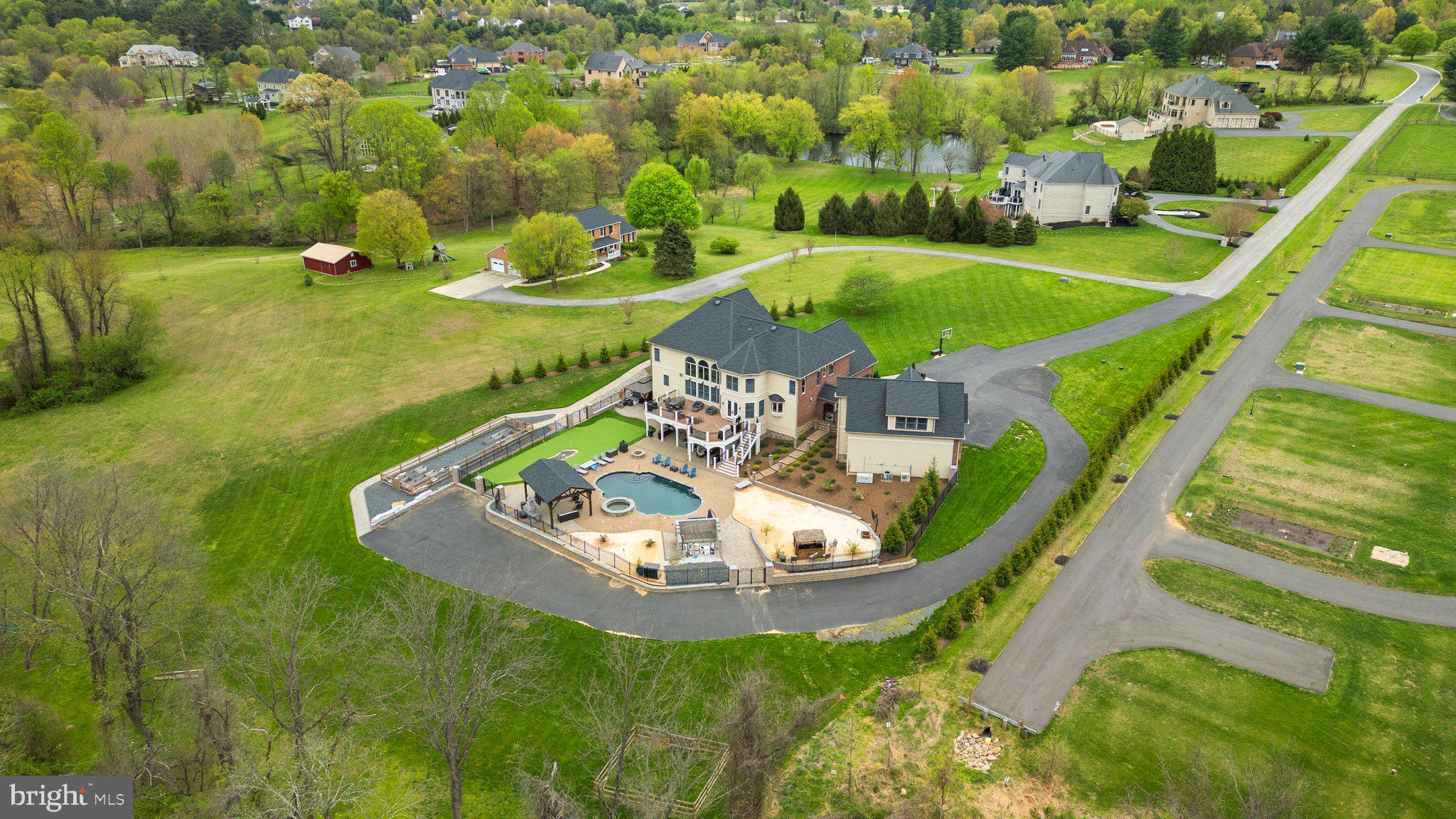 HIGHLAND - Residential