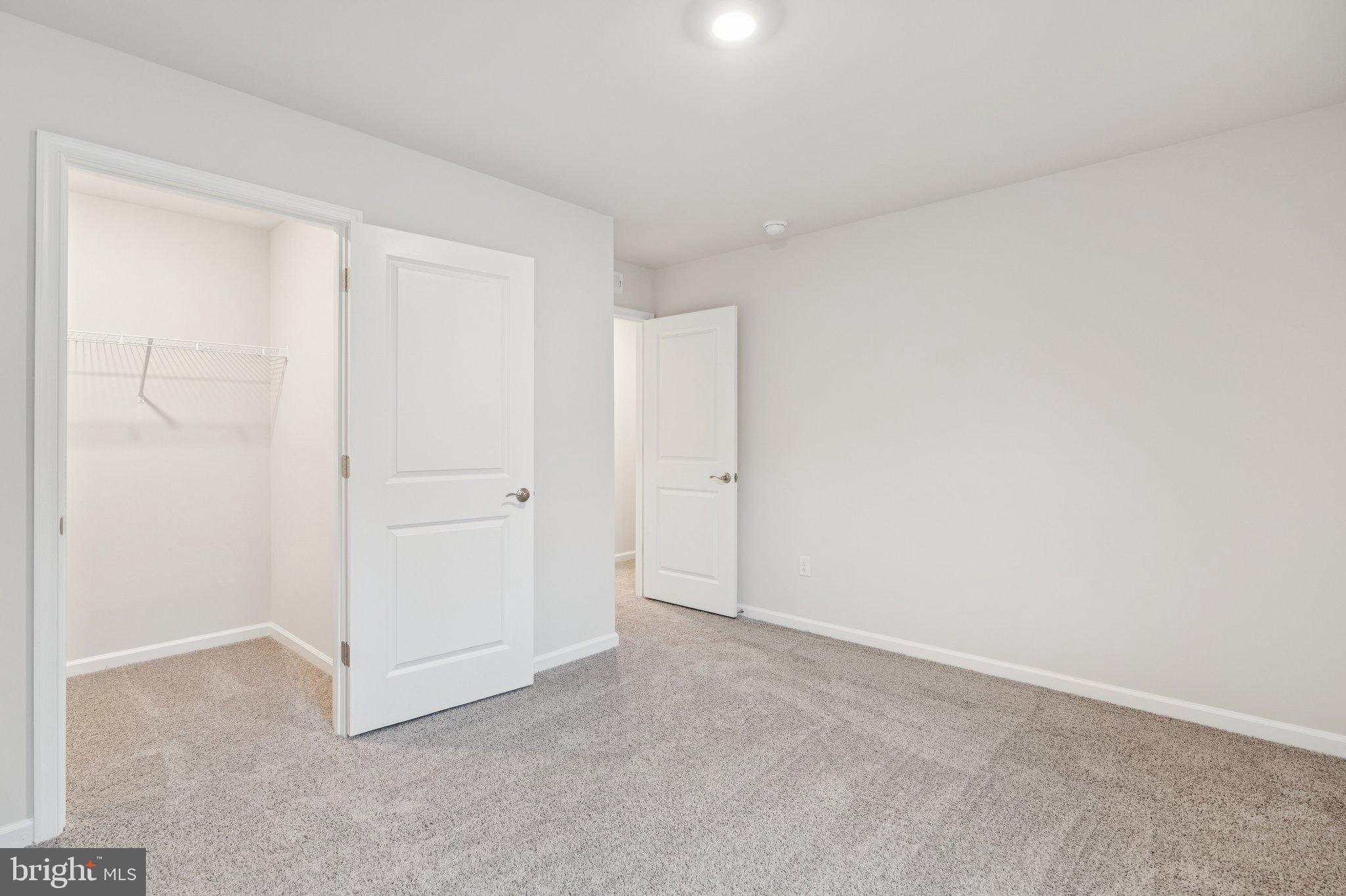 LADYSMITH VILLAGE - Residential