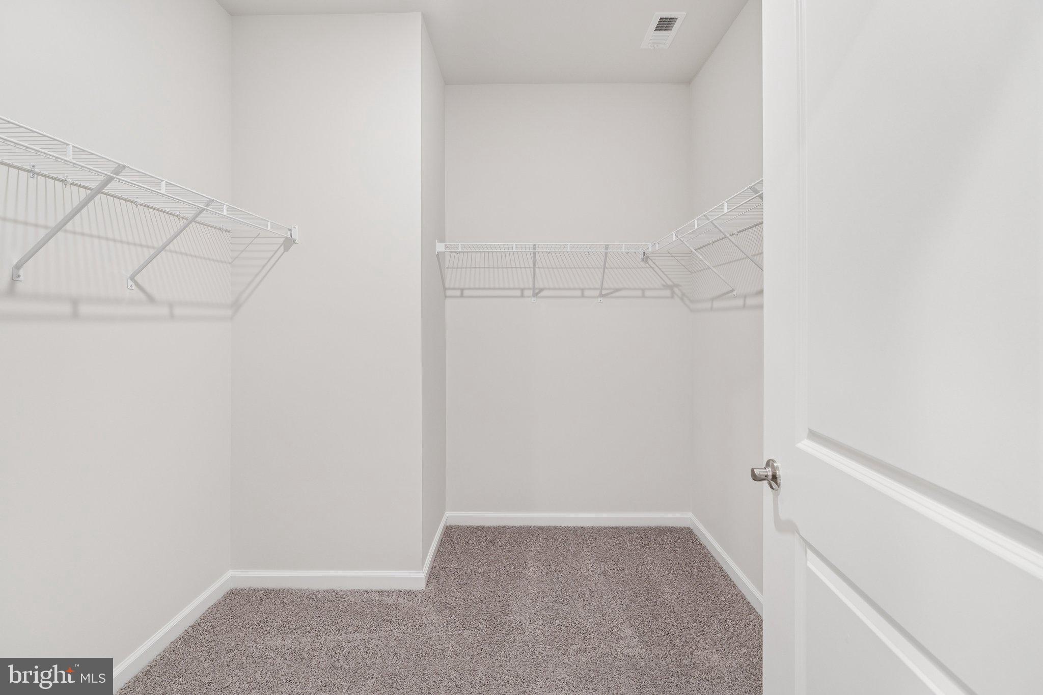 LADYSMITH VILLAGE - Residential