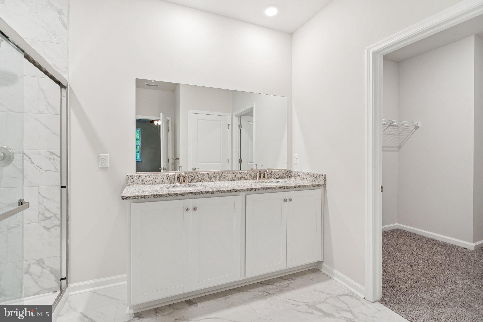 LADYSMITH VILLAGE - Residential