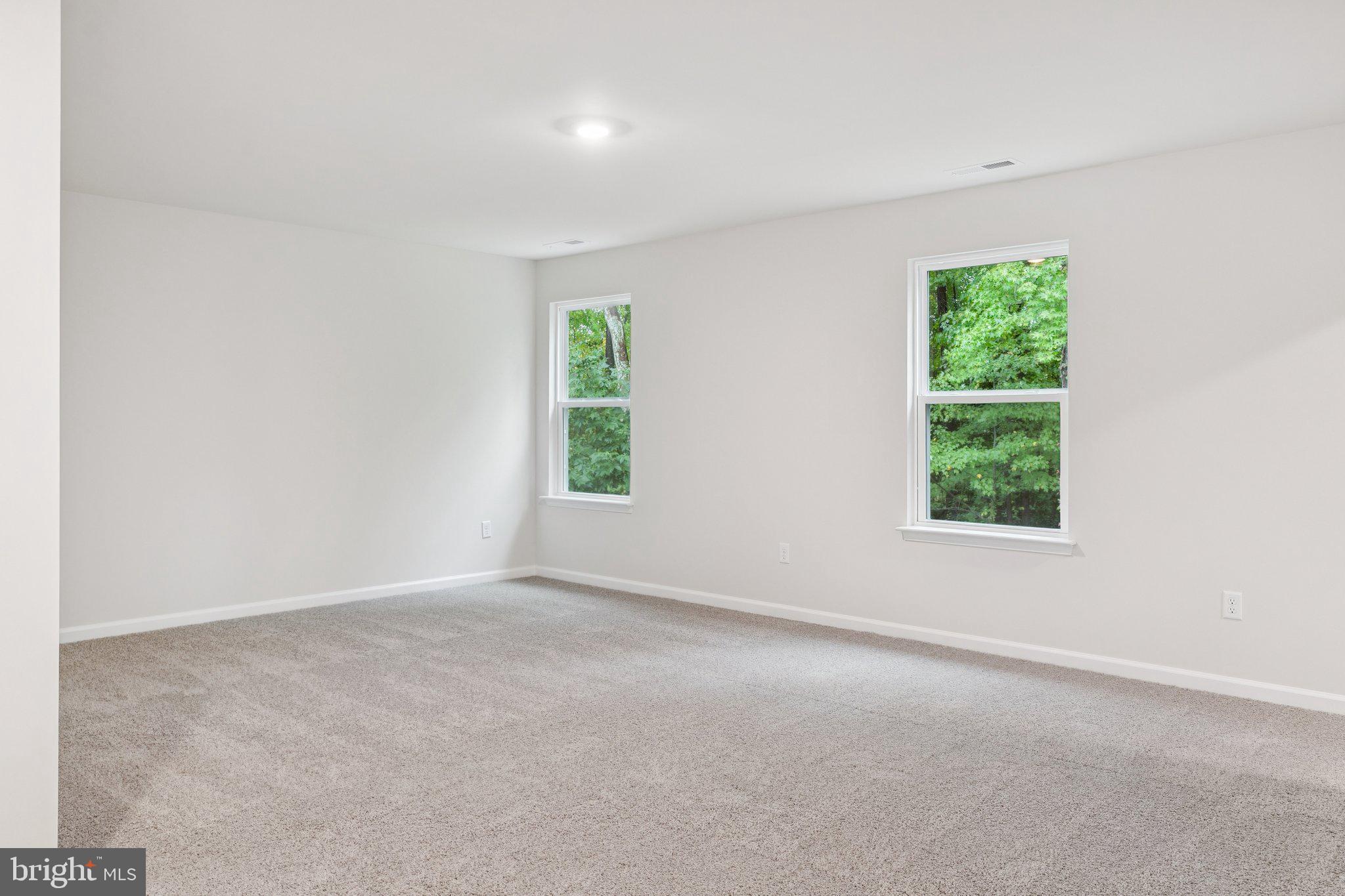 LADYSMITH VILLAGE - Residential