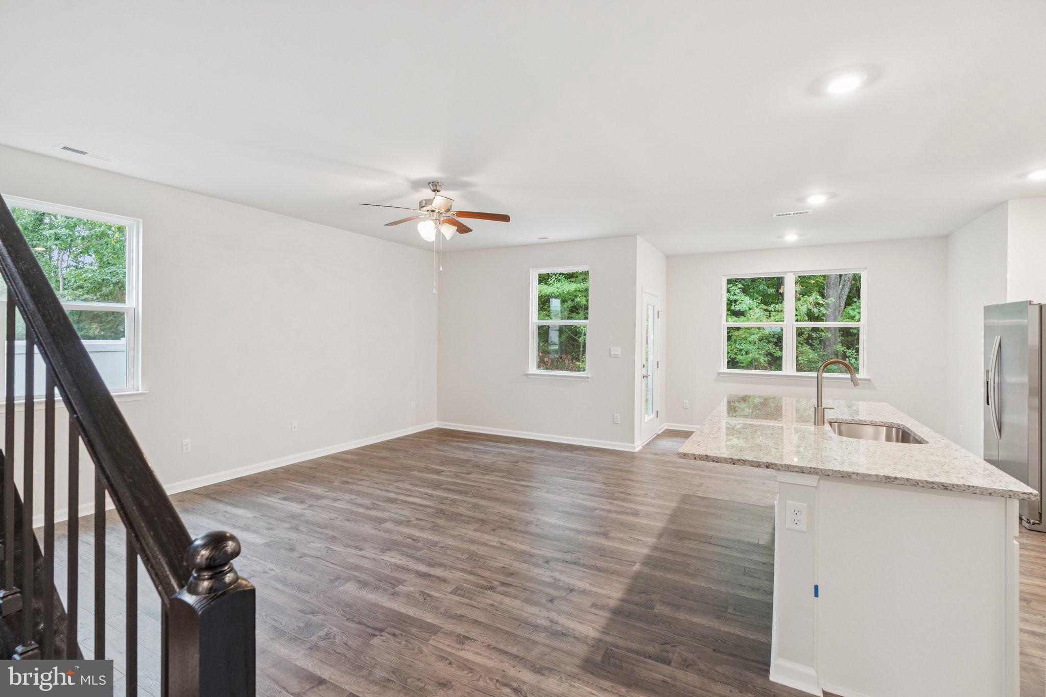 LADYSMITH VILLAGE - Residential