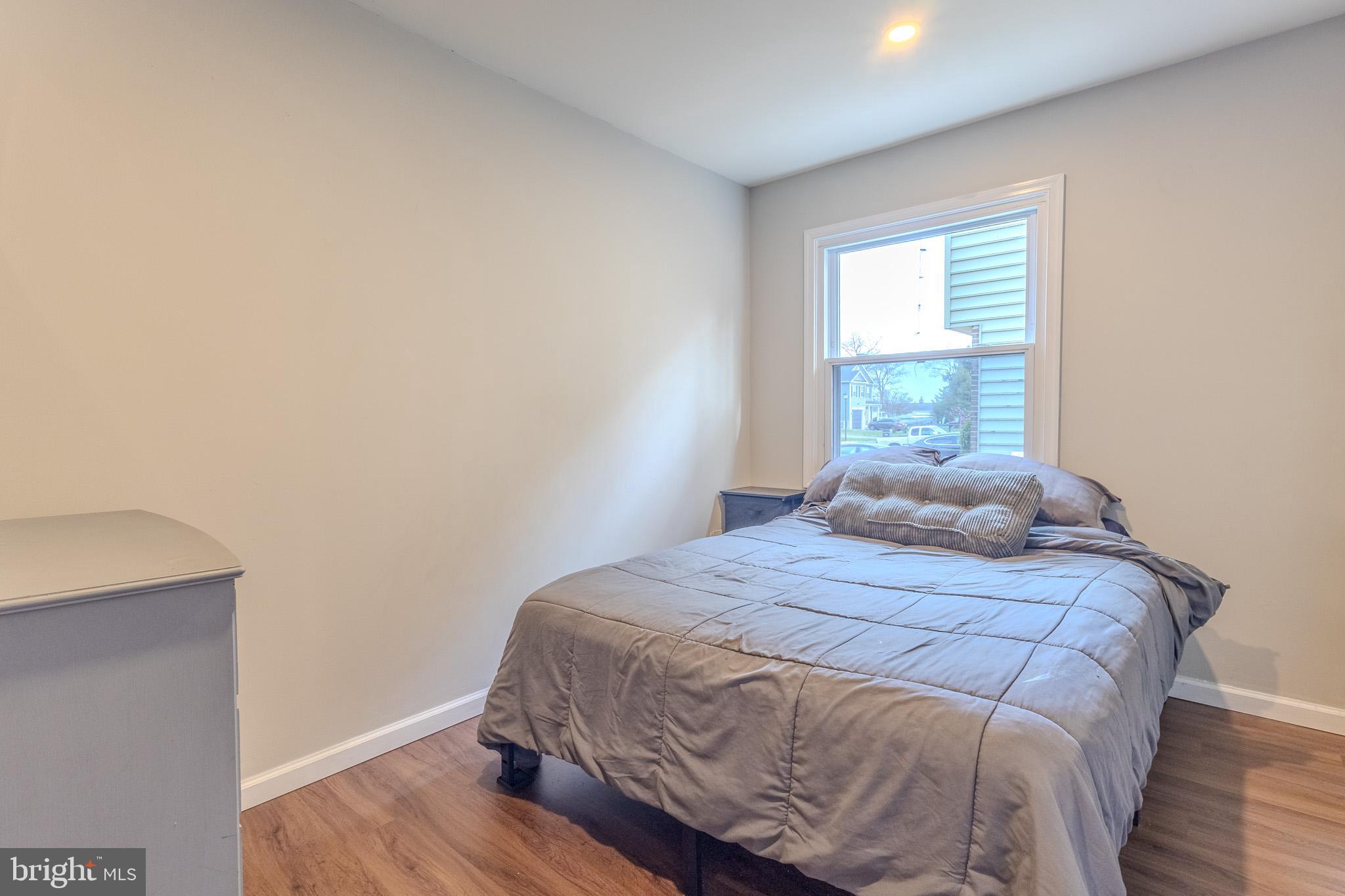 FRANKLIN MANOR BEACH - Residential