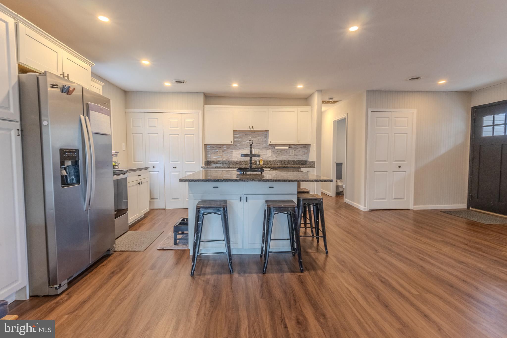 FRANKLIN MANOR BEACH - Residential