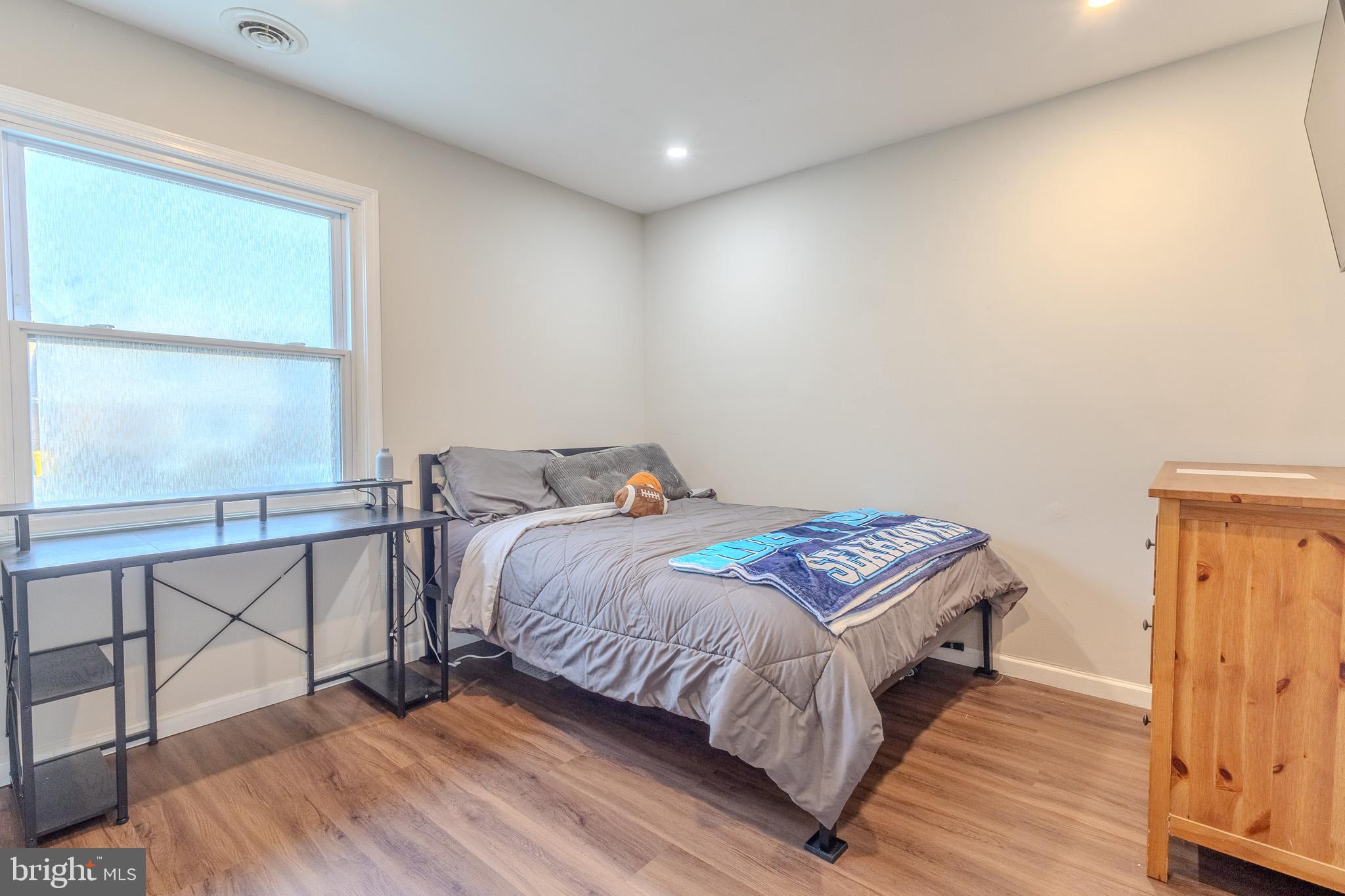 FRANKLIN MANOR BEACH - Residential