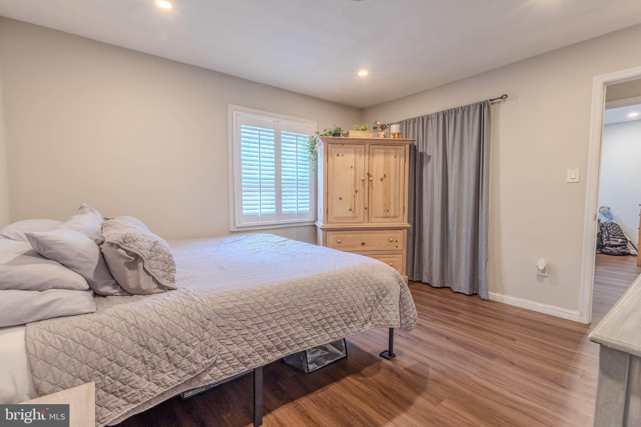 FRANKLIN MANOR BEACH - Residential