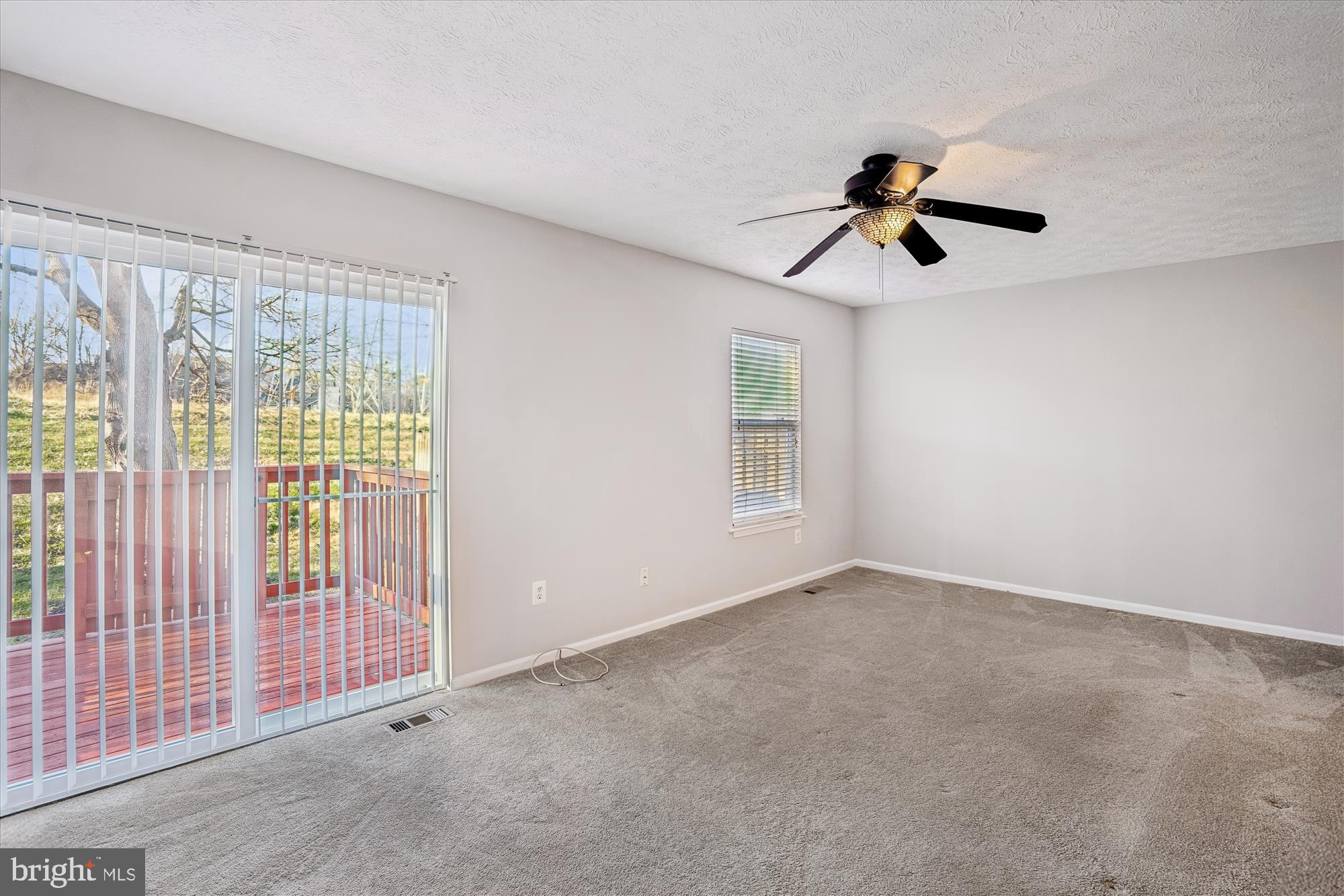 MURRAY HILL - Residential