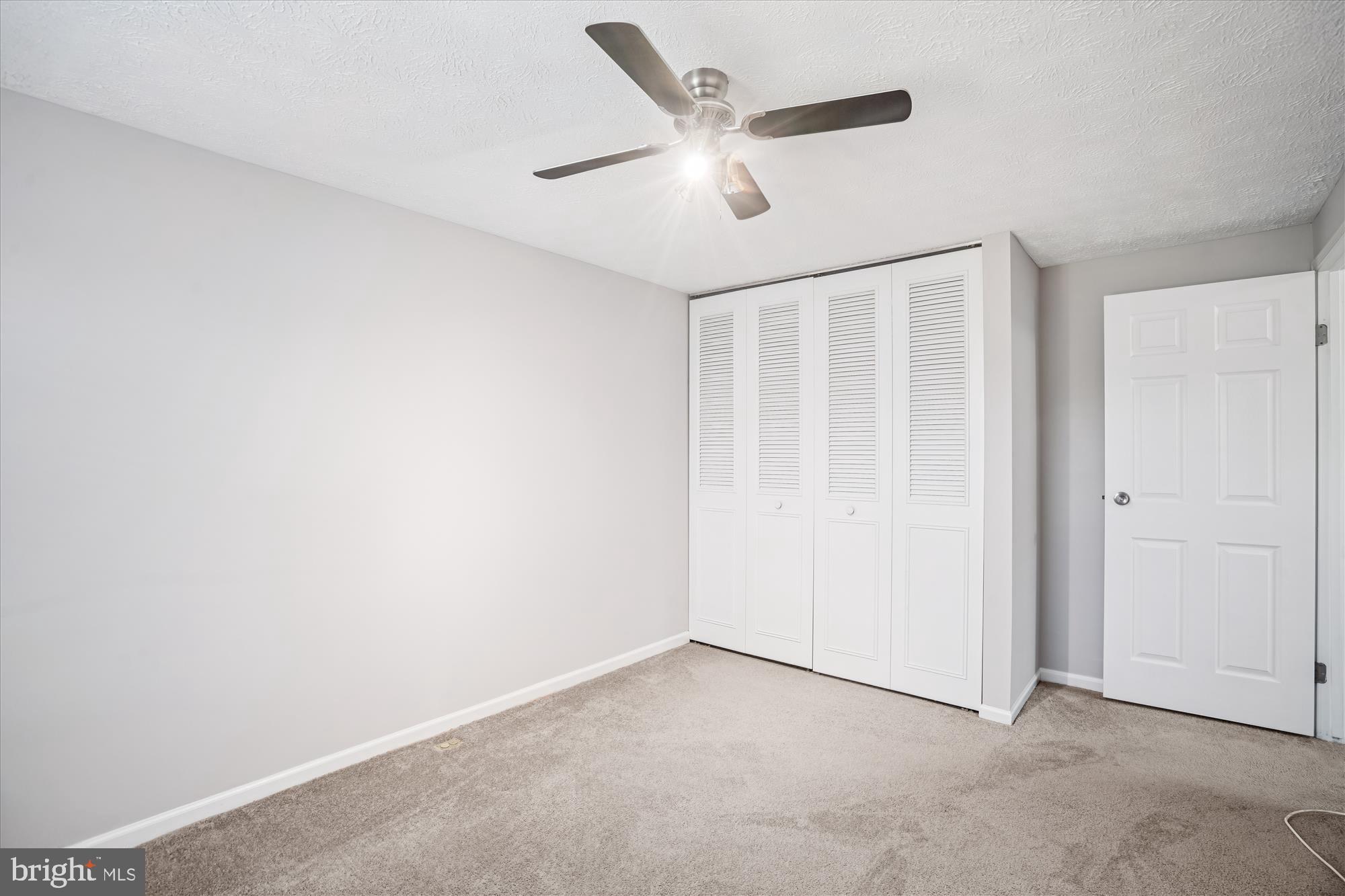 MURRAY HILL - Residential