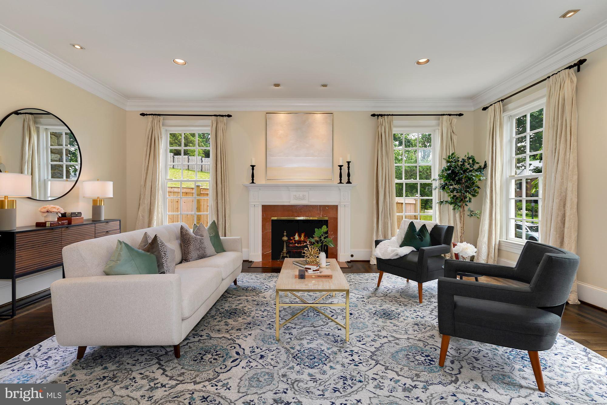 SPRING VALLEY - Residential