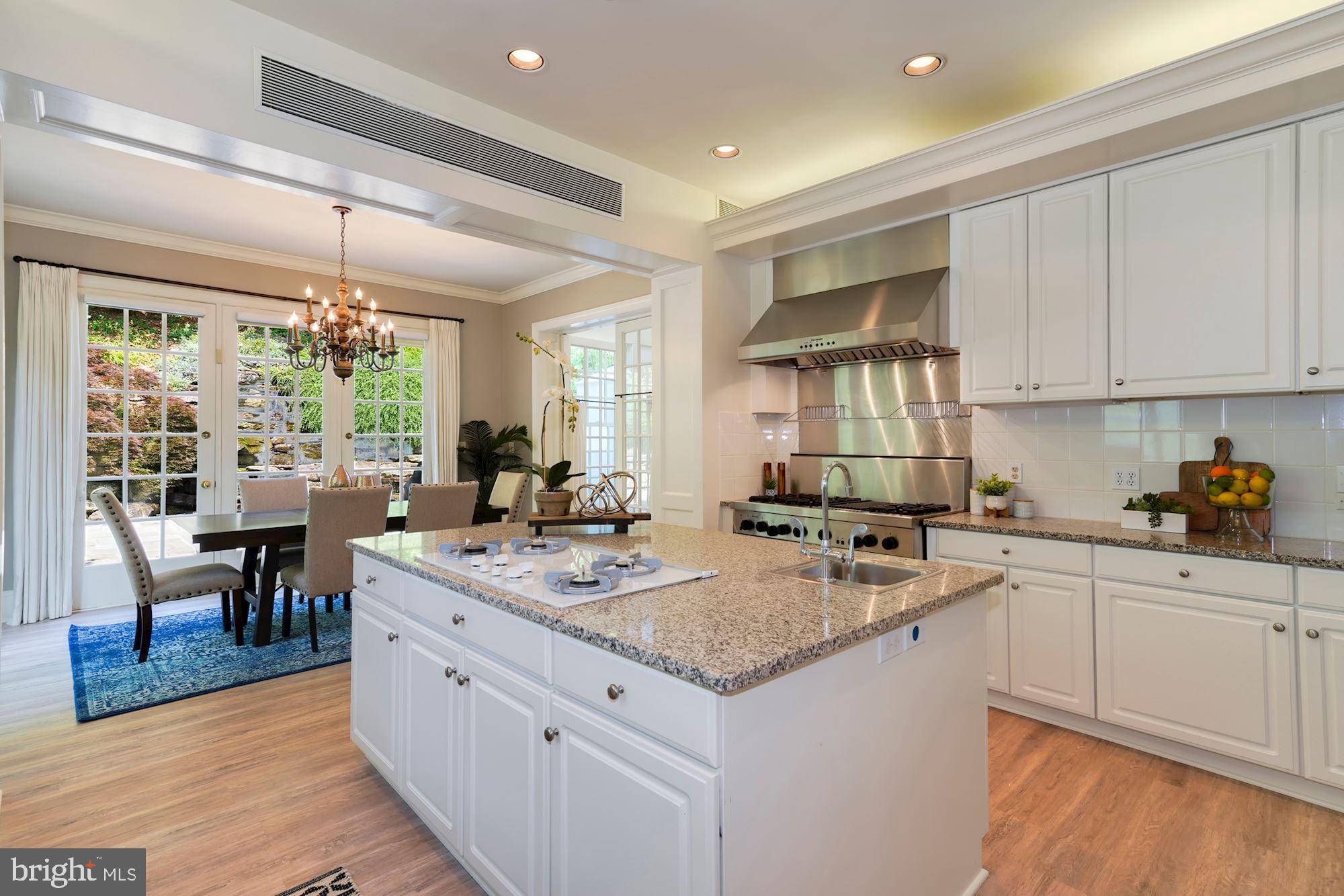 SPRING VALLEY - Residential