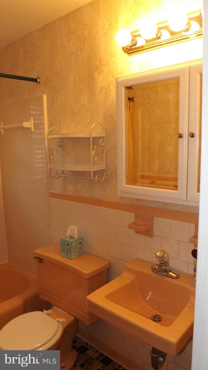 RAMBLEWOOD VILLAGE - Residential