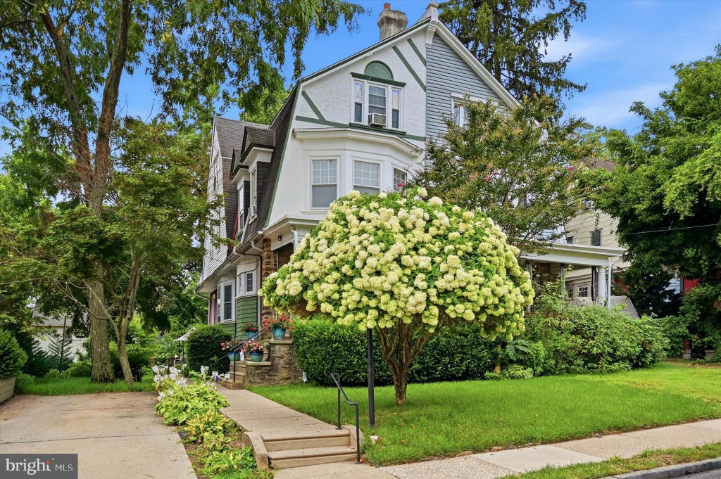 Photo of 1004 Melrose Avenue, ELKINS PARK, PA 19027 (MLS # PAMC2191330)