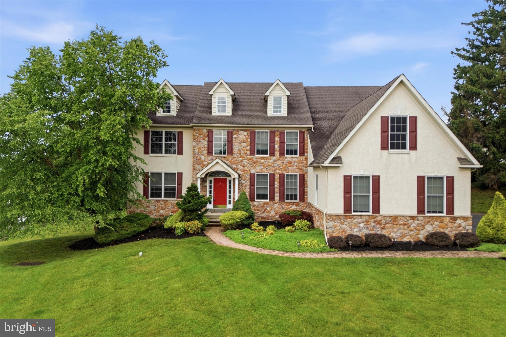 1008 PLYMOUTH ROAD