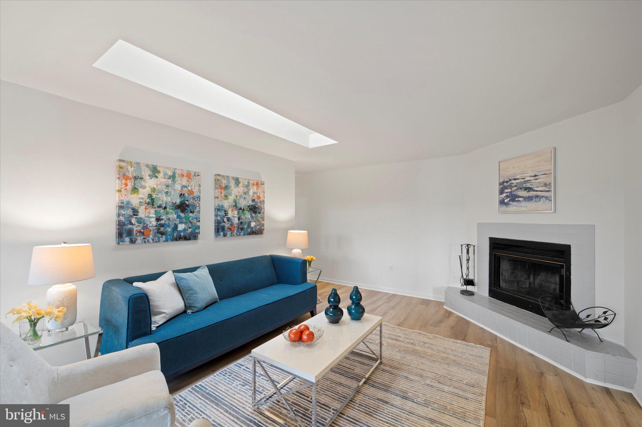 7613 LEE HIGHWAY 302