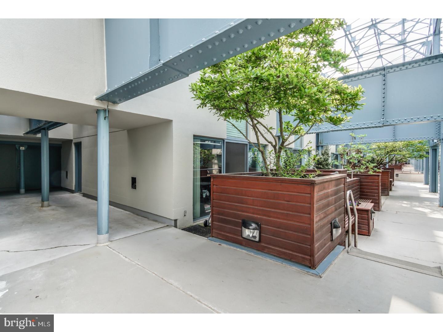 OLD CITY - Residential