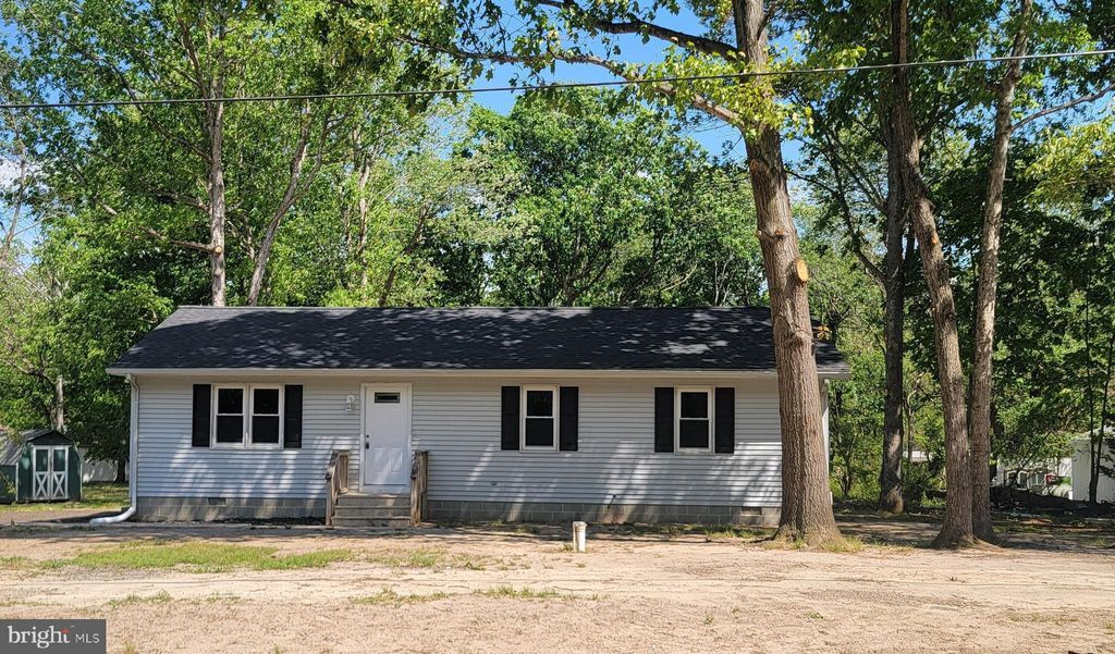 Photo of 626 Cloverfield Lane, HARRINGTON, DE 19952 (MLS # DEKT2047030)