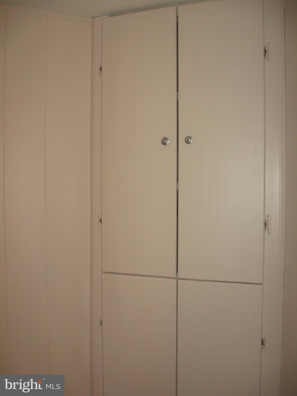 HILLANDALE HOMES - Residential