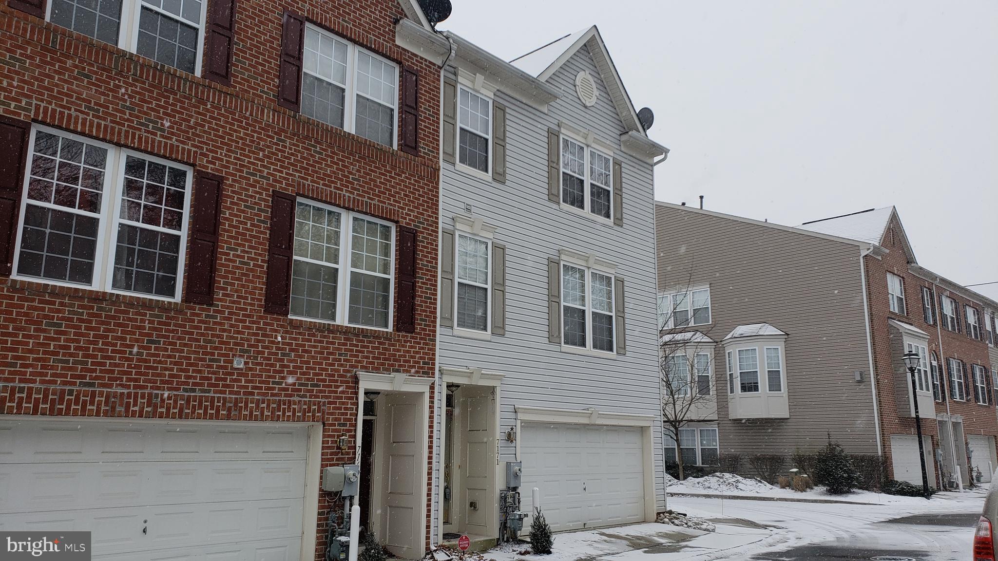 WATERS EDGE - Residential Lease