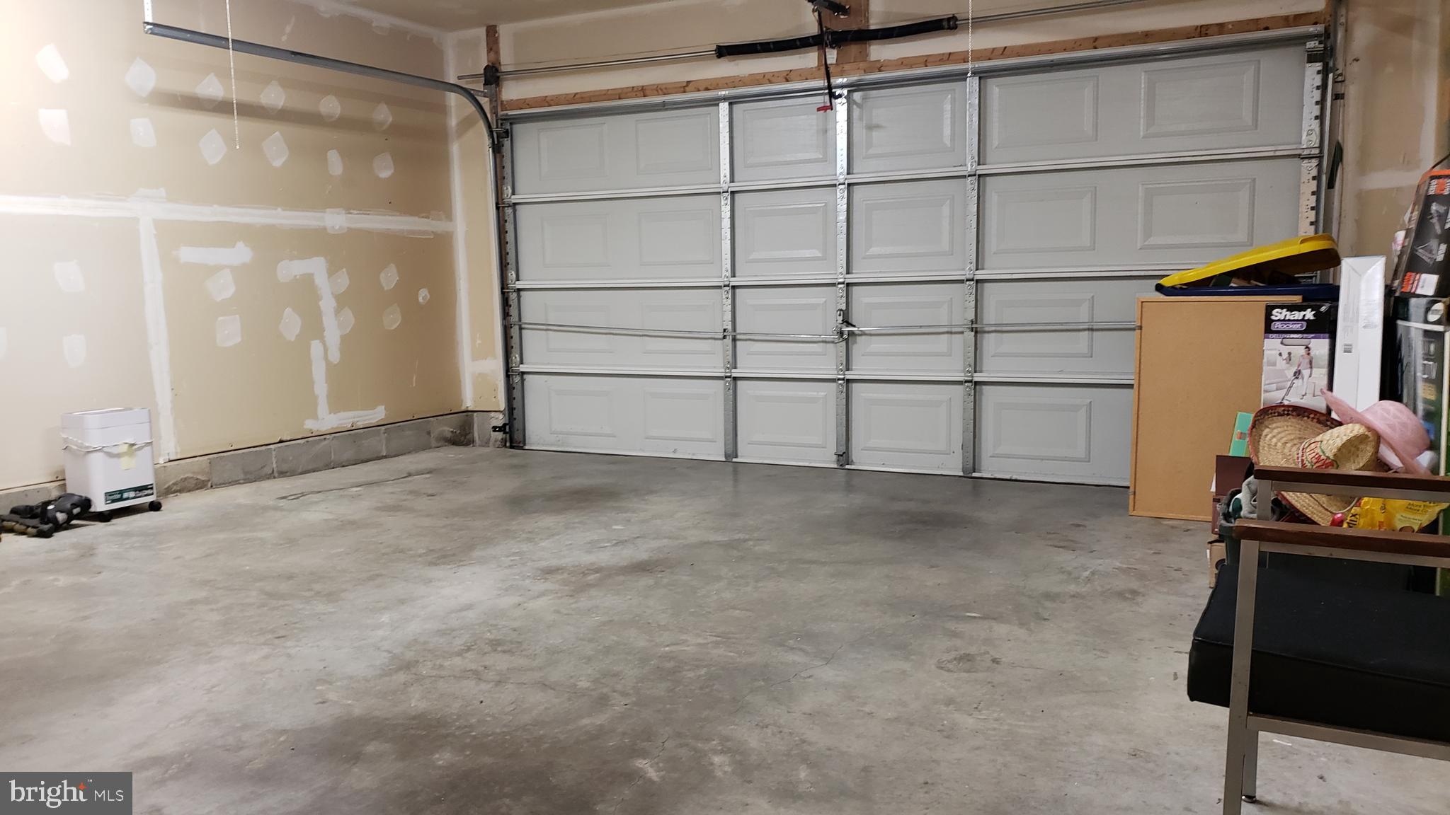 WATERS EDGE - Residential Lease