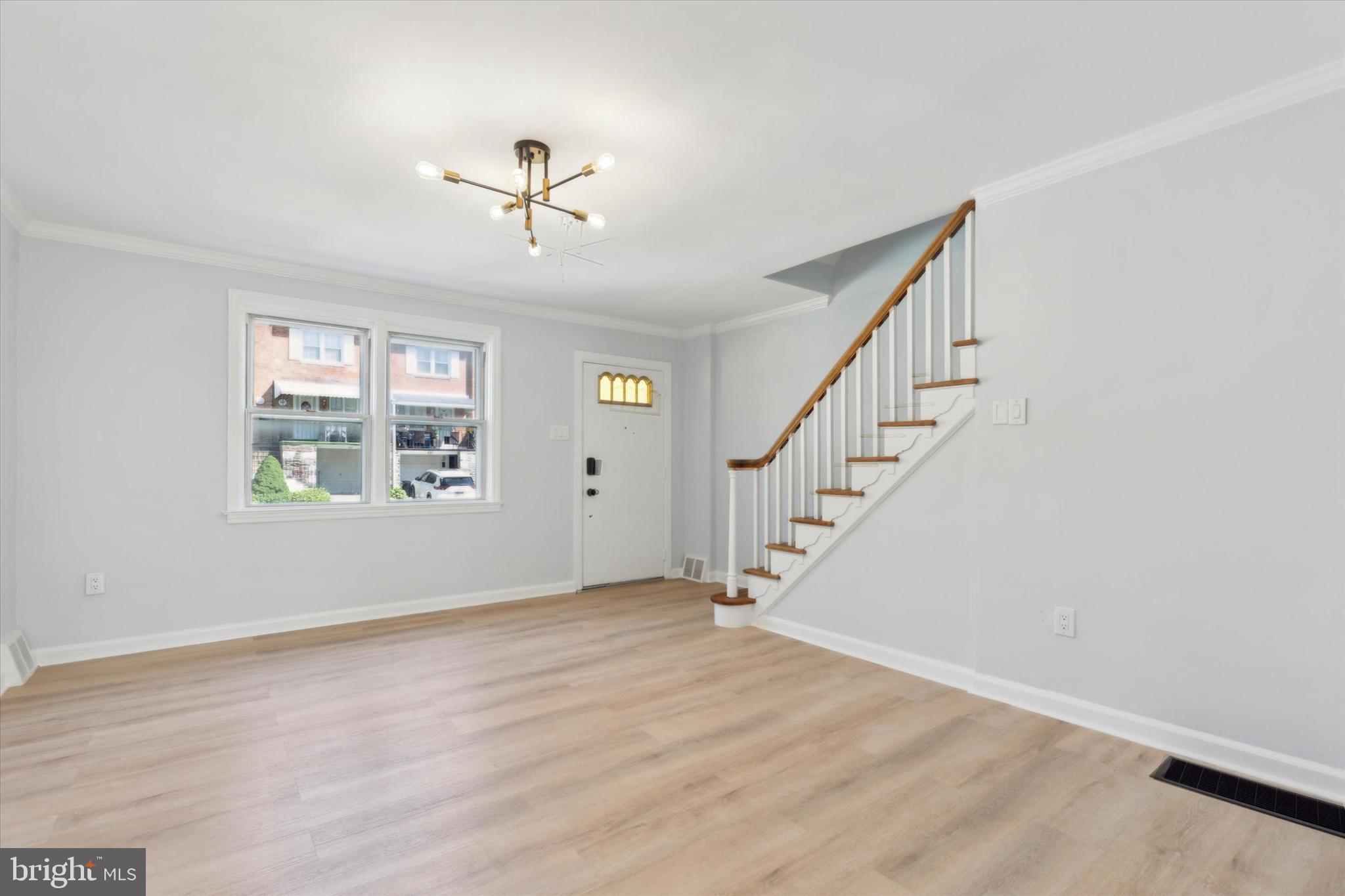 ROXBOROUGH - Residential Lease