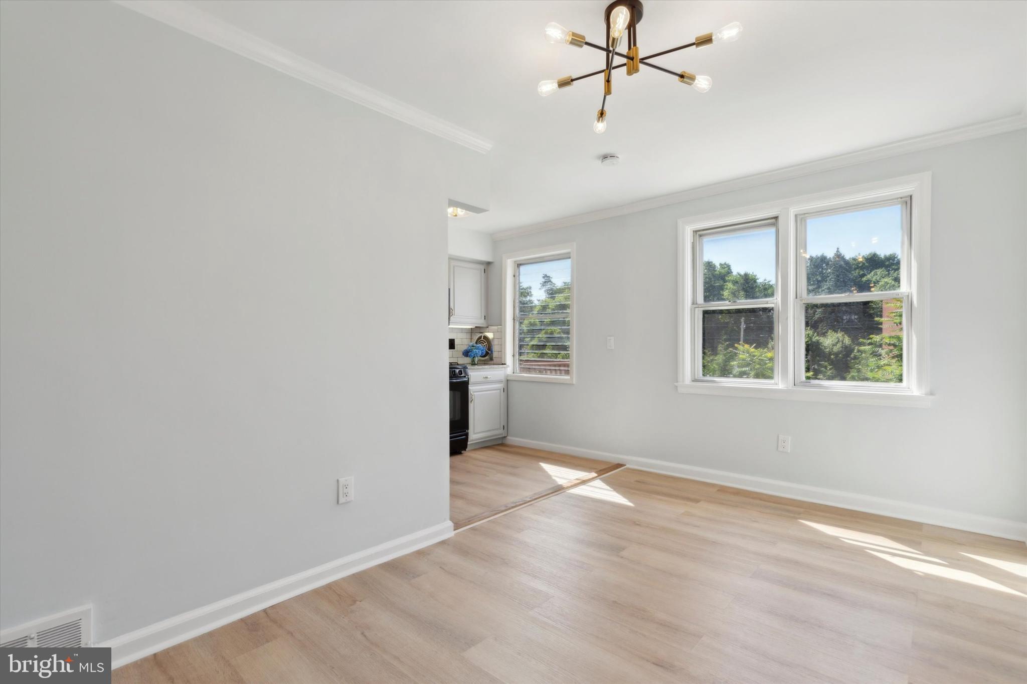 ROXBOROUGH - Residential Lease