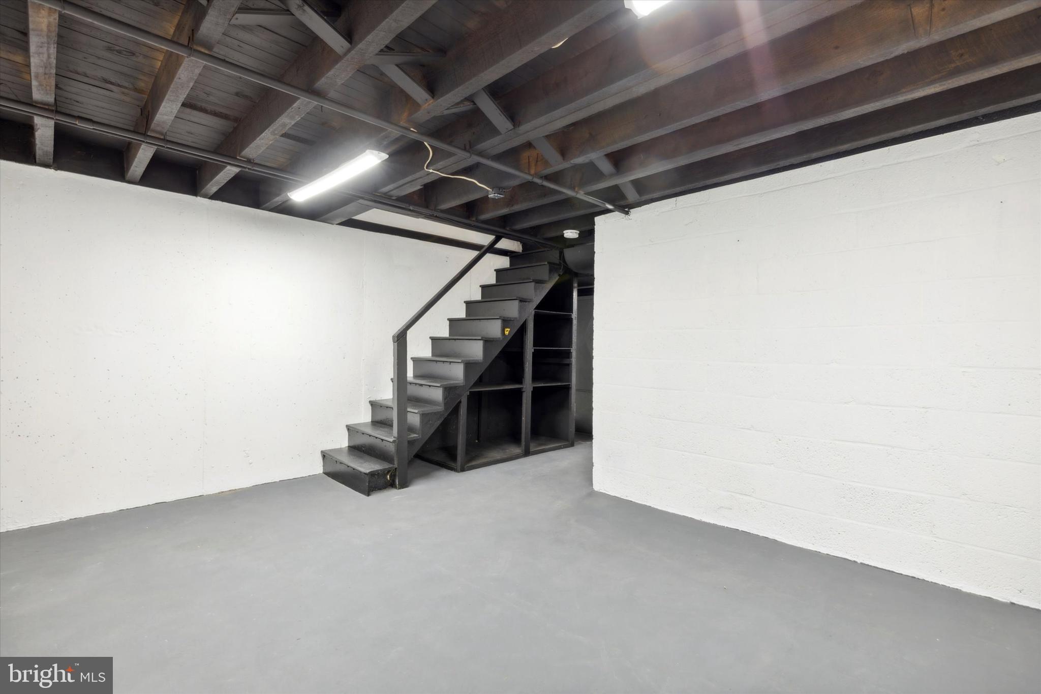 ROXBOROUGH - Residential Lease