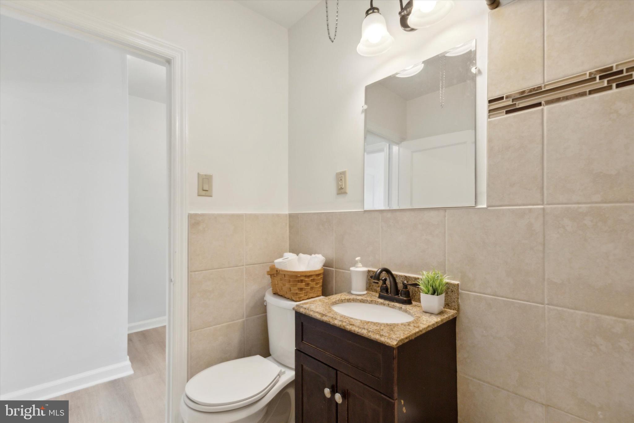 ROXBOROUGH - Residential Lease