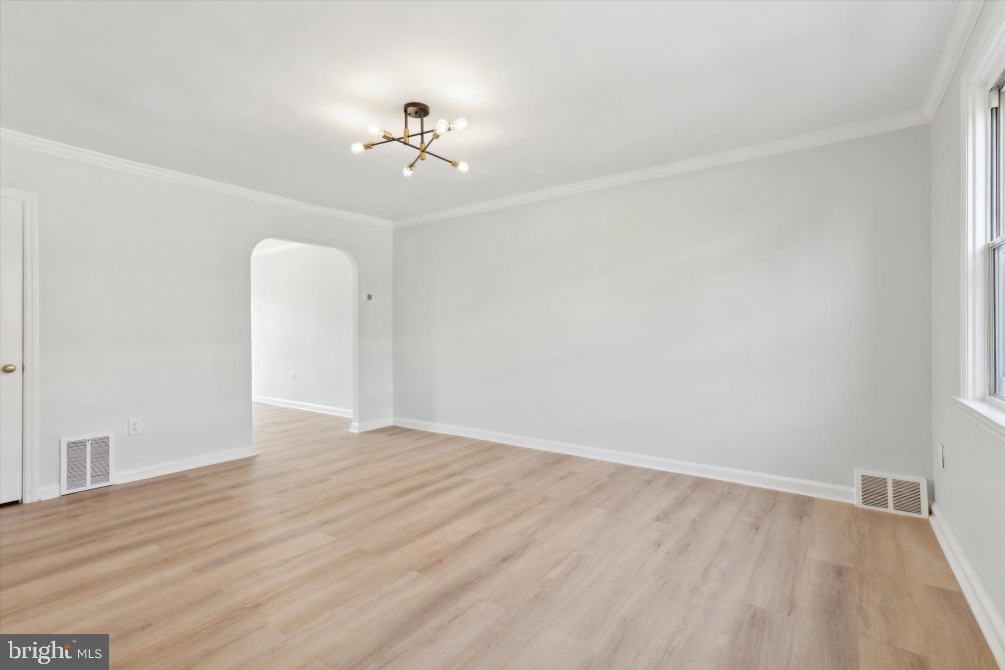 ROXBOROUGH - Residential Lease