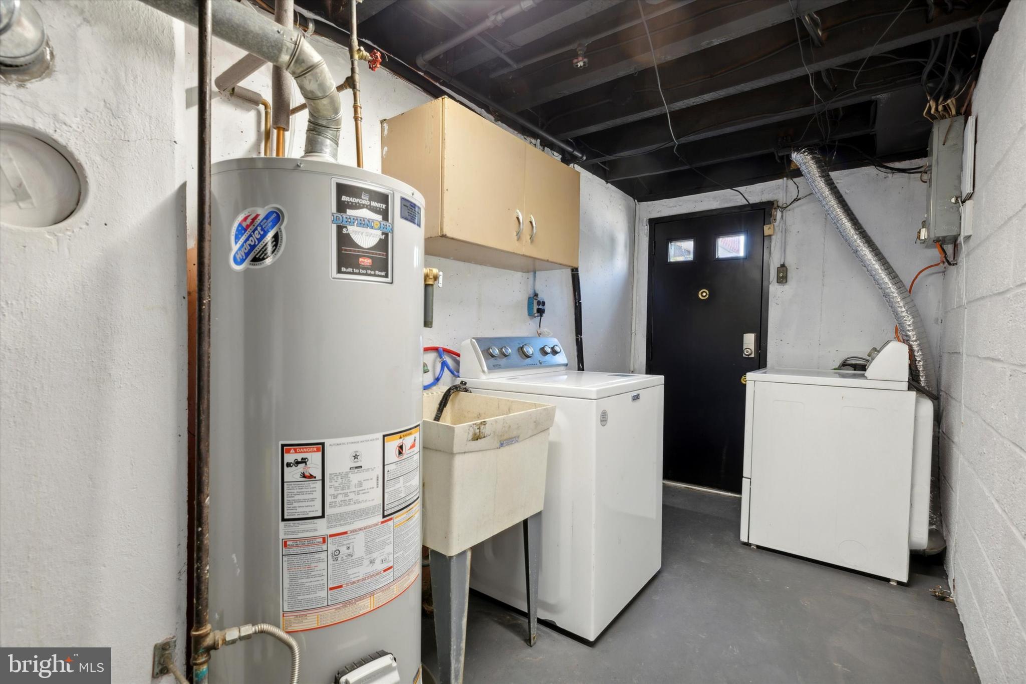 ROXBOROUGH - Residential Lease