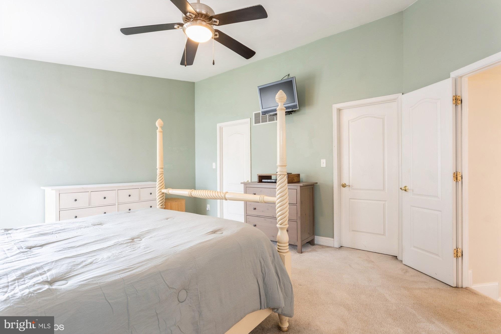 BEACON POINT - Residential