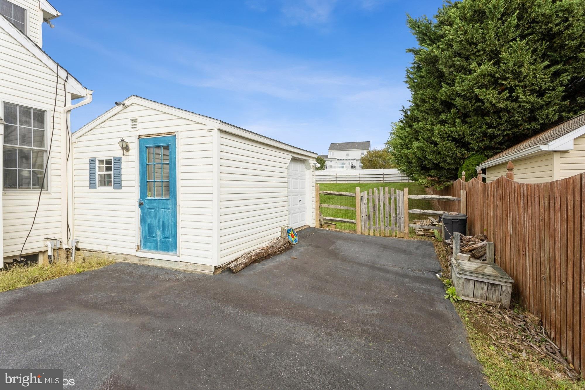 BEACON POINT - Residential