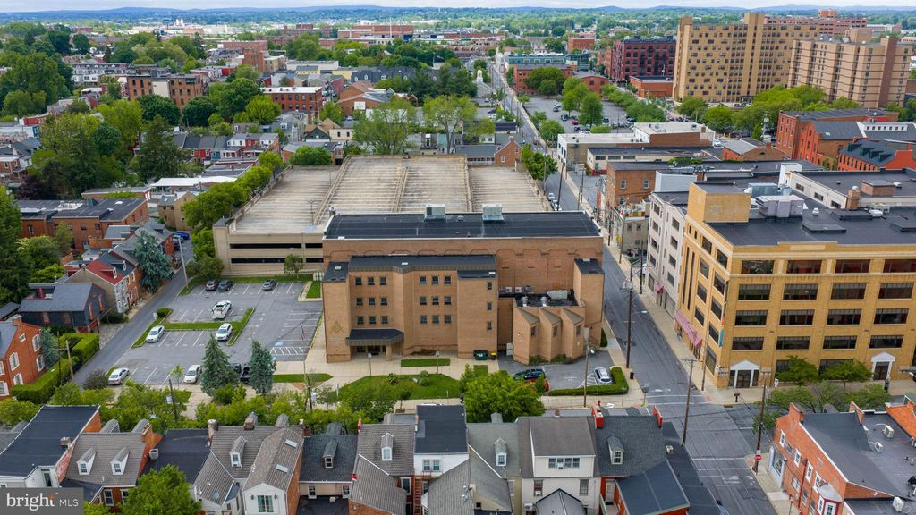 Photo of 213 W Chestnut Street, LANCASTER, PA 17603 (MLS # PALA2088456)