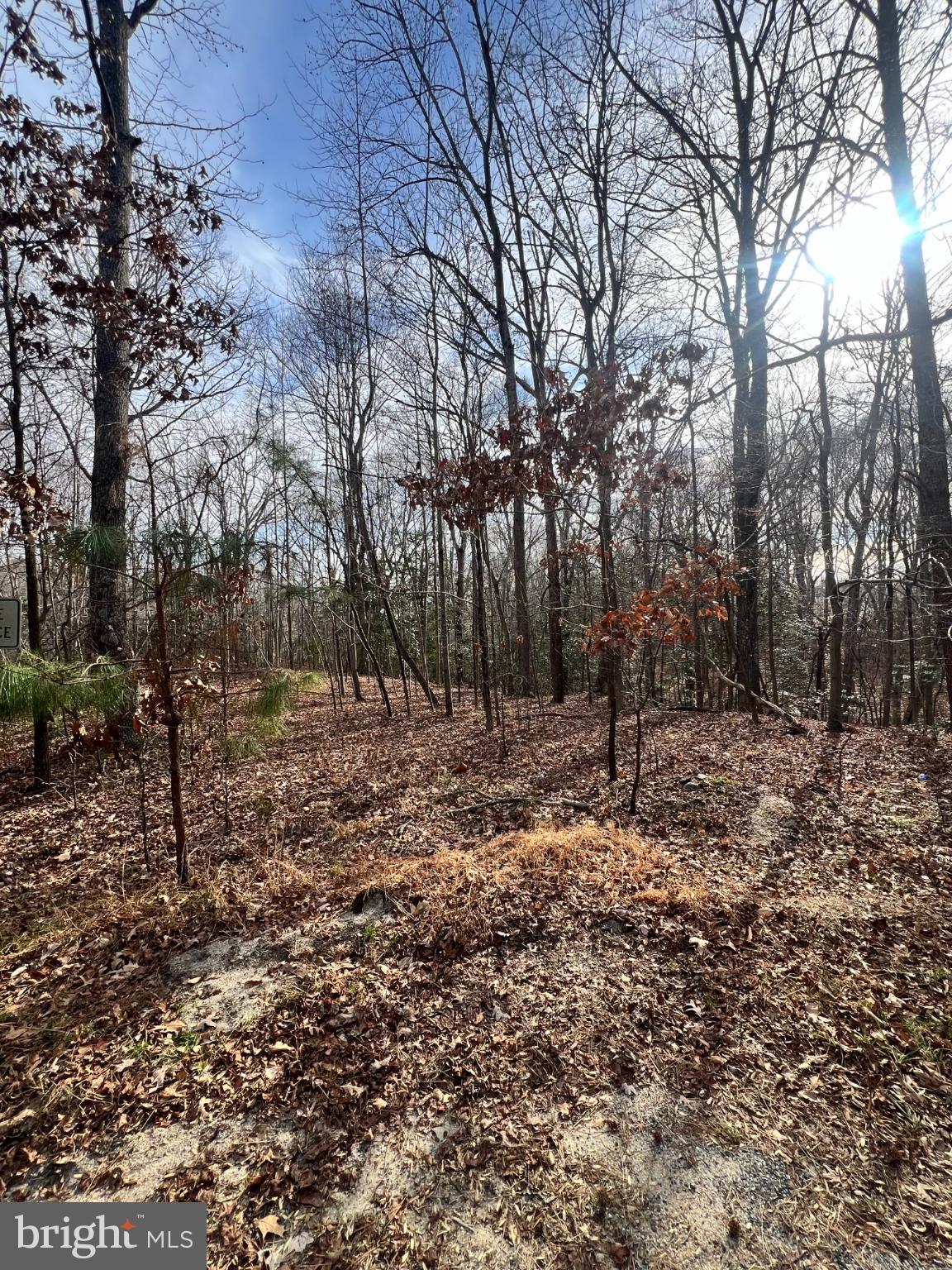 STRATFORD HARBOUR - Land