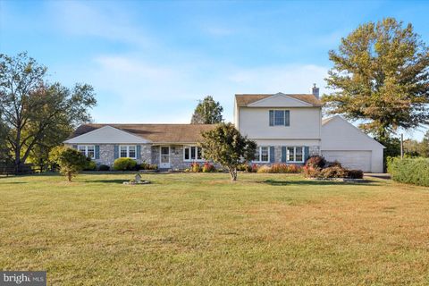 22 GRUVER ROAD PIPERSVILLE PA 18947