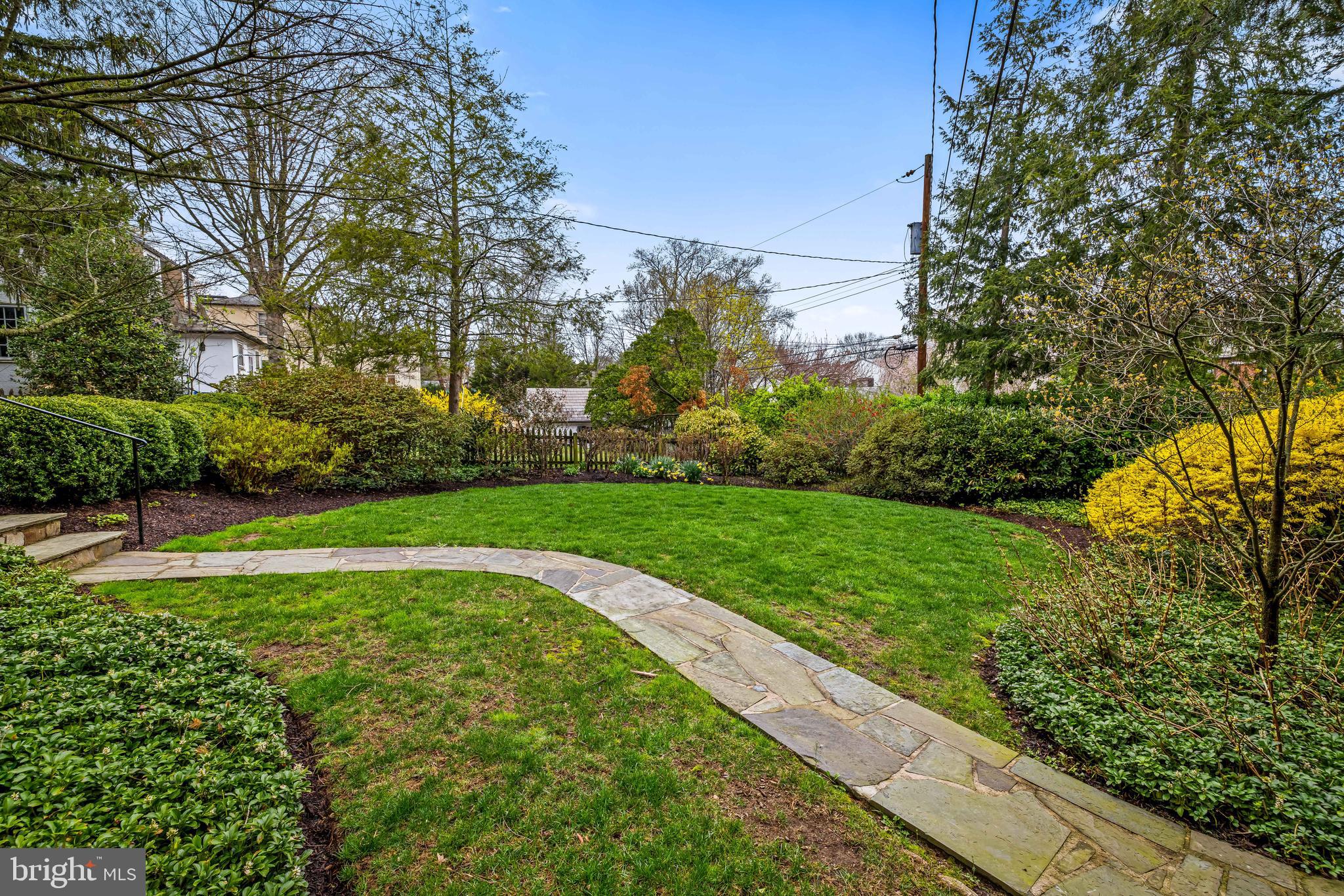 HOMELAND HISTORIC DISTRICT - Residential