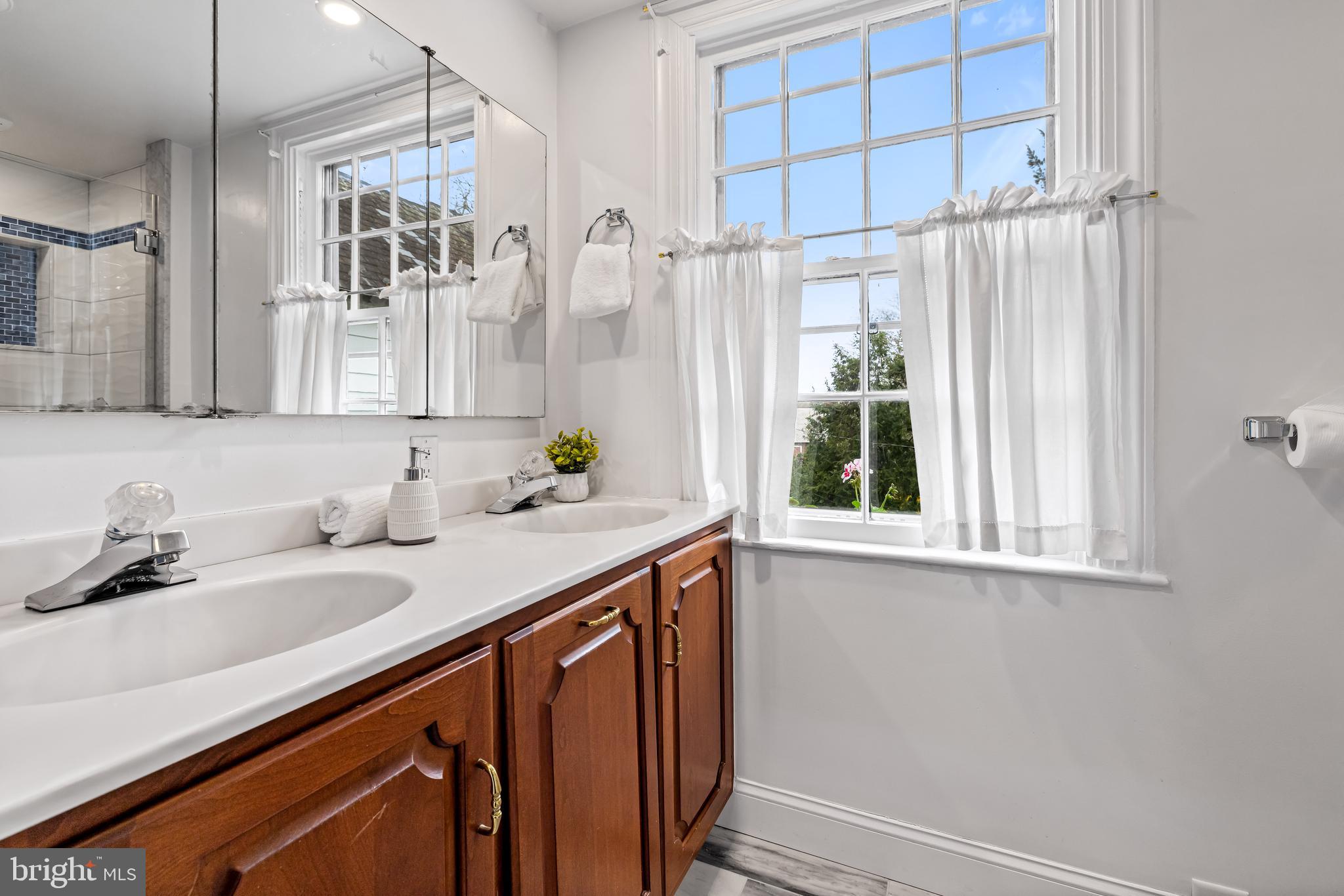 HOMELAND HISTORIC DISTRICT - Residential