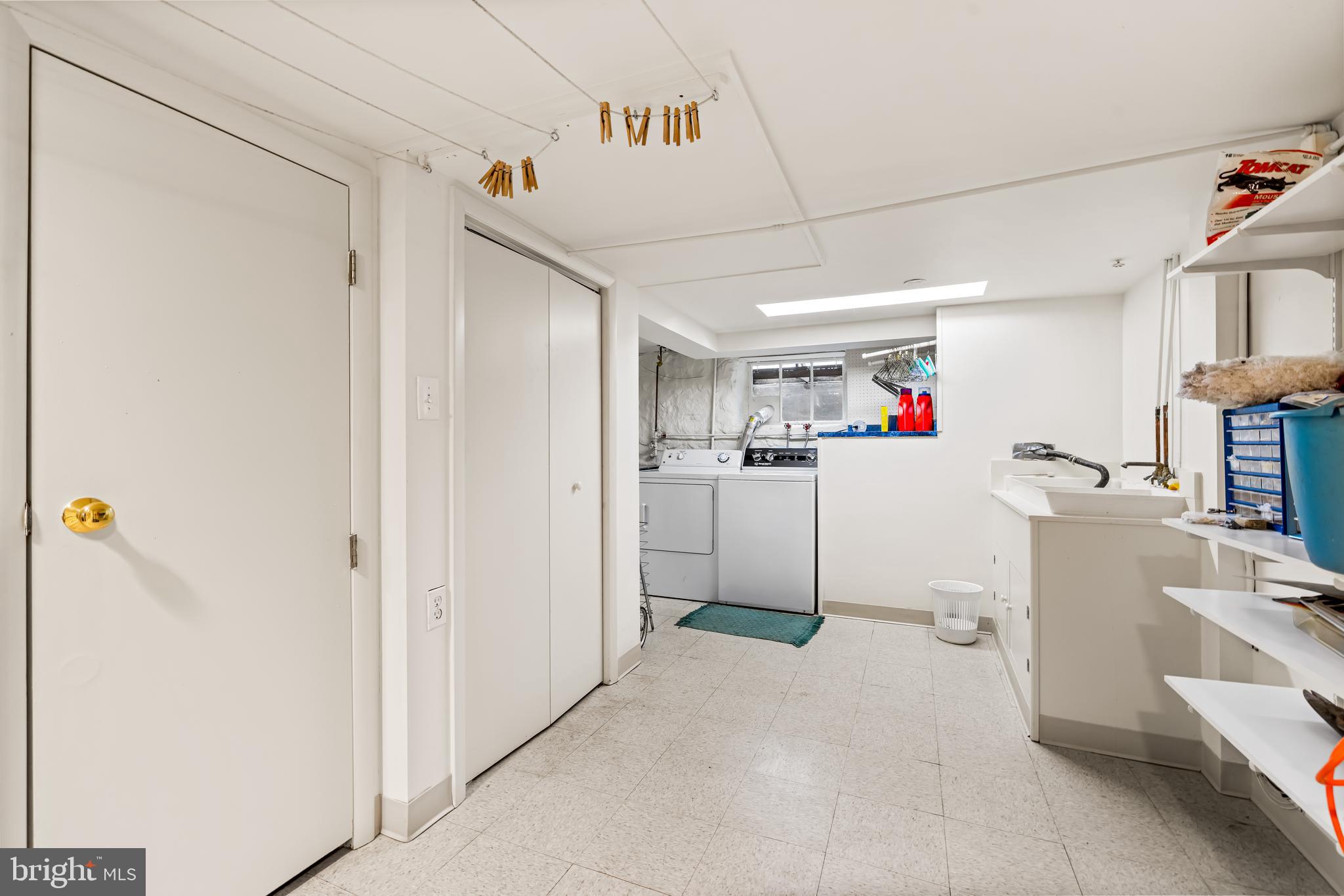 HOMELAND HISTORIC DISTRICT - Residential