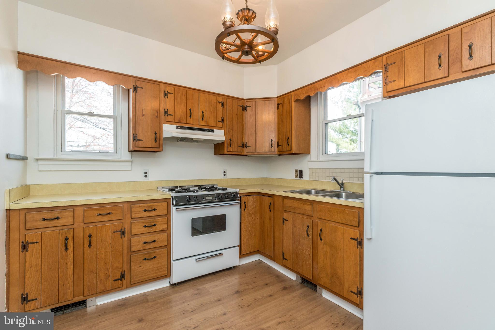 OLD HOMELAND - Residential