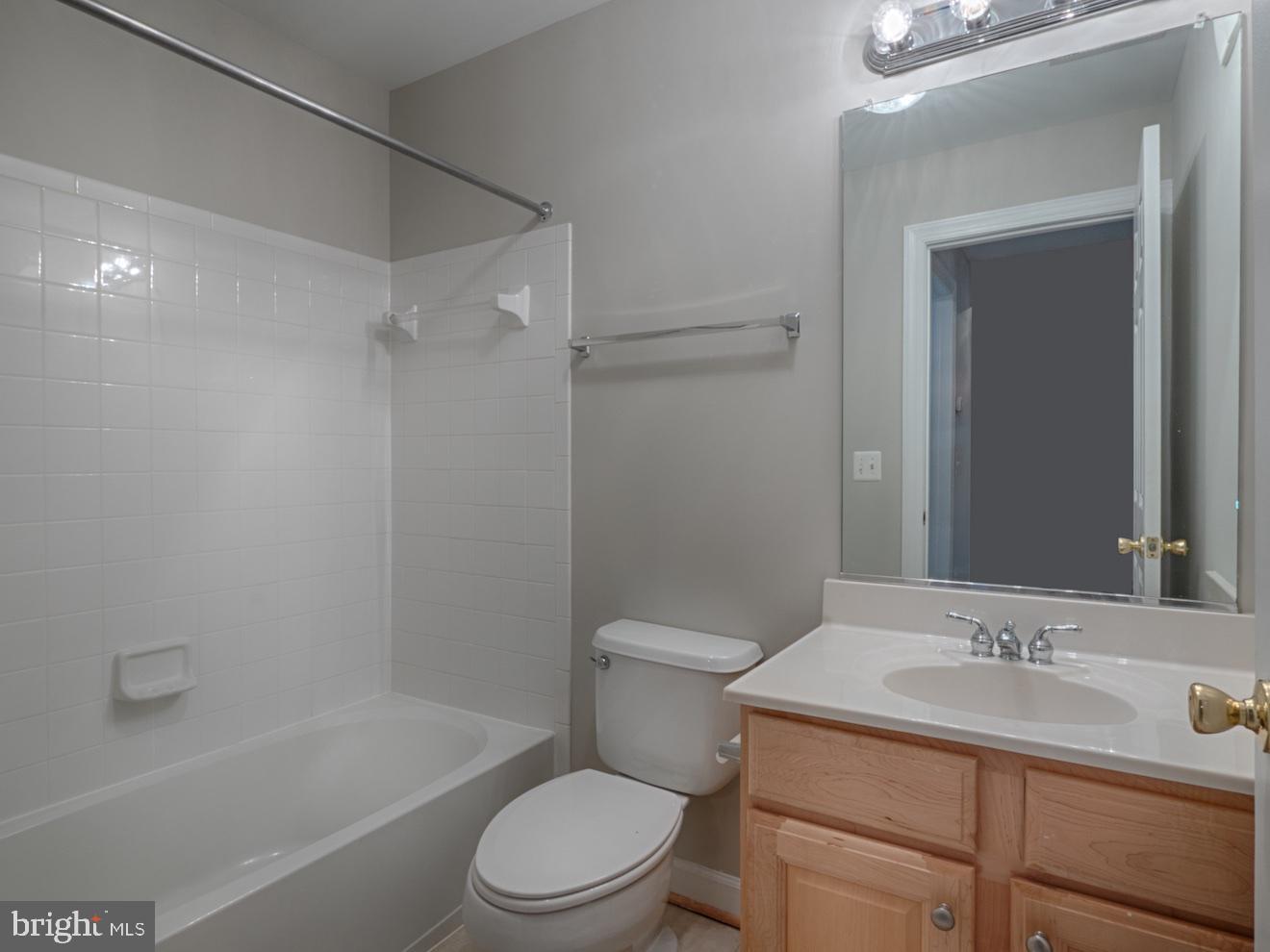 COPPERMINE CROSSING - Residential Lease