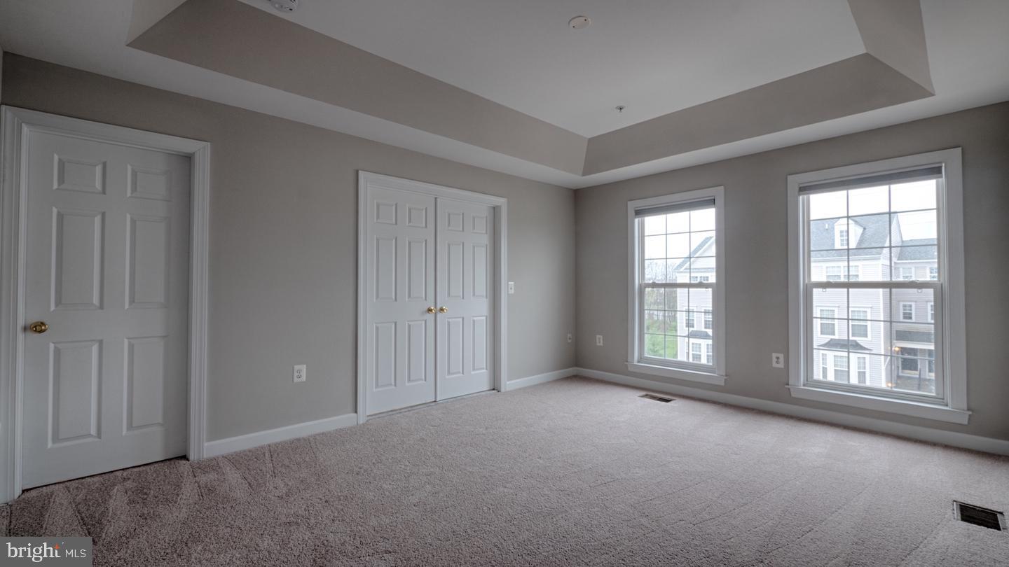 COPPERMINE CROSSING - Residential Lease