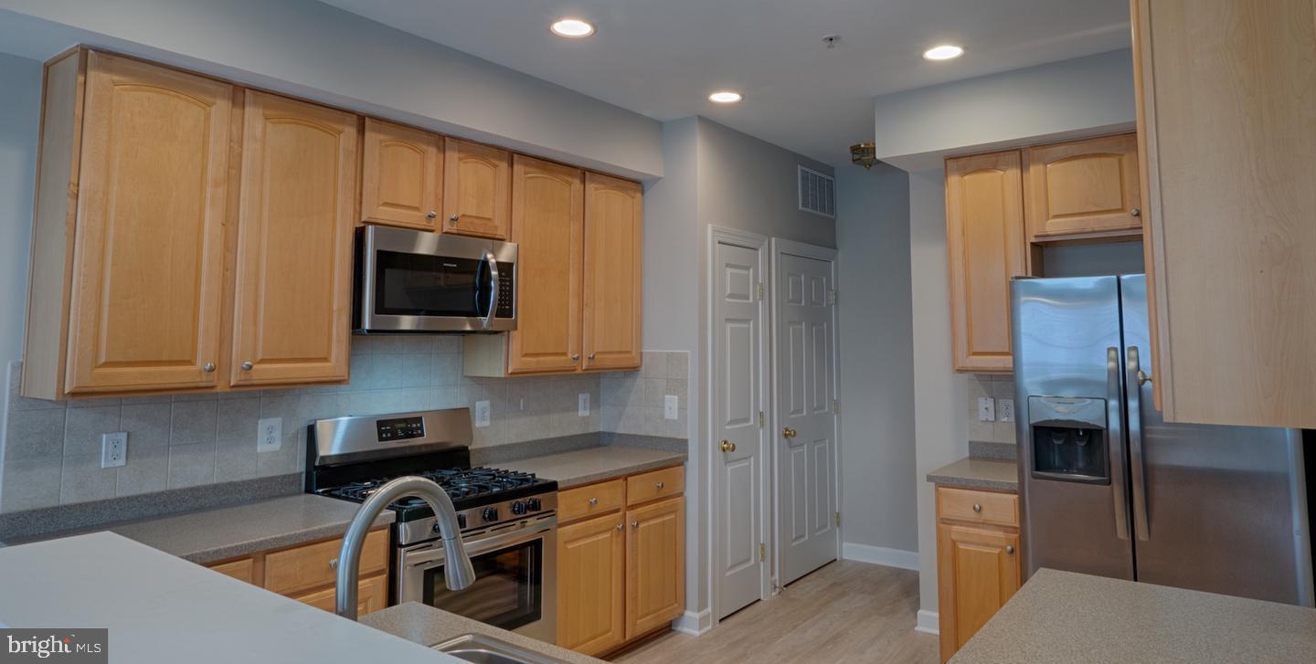 COPPERMINE CROSSING - Residential Lease