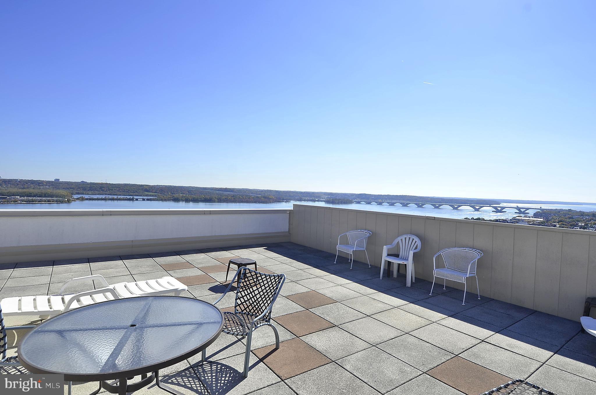 ALEXANDRIA HOUSE - Residential Lease