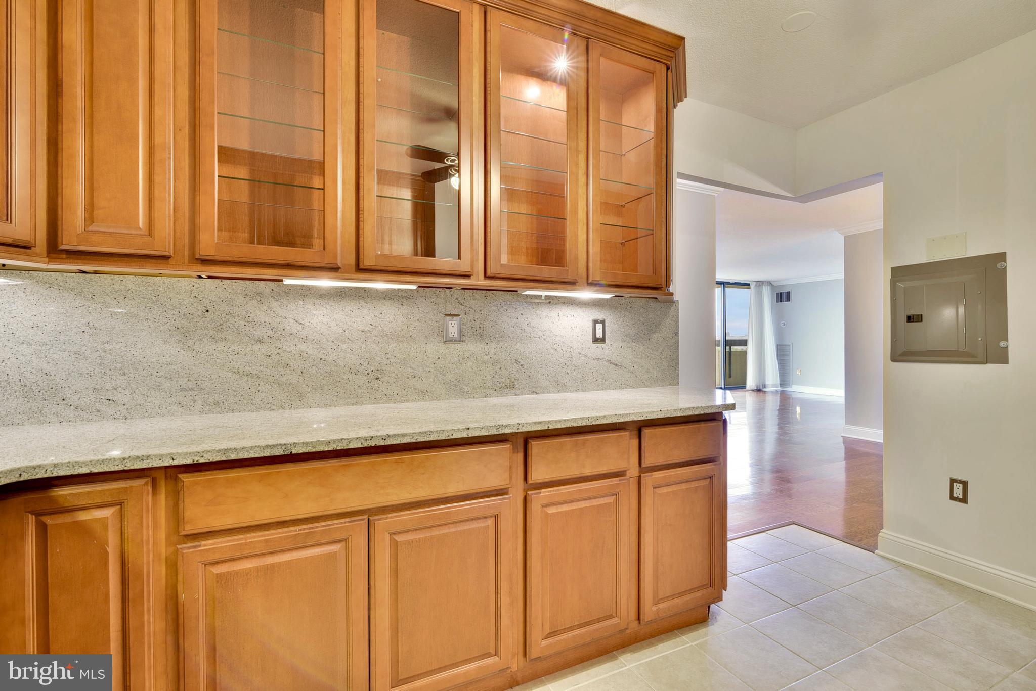 ALEXANDRIA HOUSE - Residential Lease