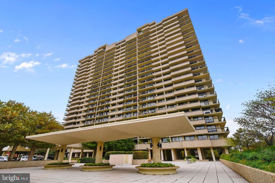 Welcome to Alexandria House, "Alexandria's Best Address"!   Sought after 3 Bedroom/2.5 Bath floor plan with fabulous views from the 13th floor.  Open floor plan has a good flow and offers spacious rooms, walls of glass in the living room and bedrooms, a huge balcony, breath-taking views of the Masonic Temple, Old Town, the Potomac River and beyond!  Updated kitchen and baths, two dedicated garage parking spaces.  Enjoy beautiful recent renovations in common areas and the roof top swimming pool and its party room, "The View".   Prepare to fall in love with this unit and the fabulous changing views with each season.  Convenient to so much of famous Old Town landmarks, and nearby amenities including  Alexandria House's own park with benches and canopy of trees.  An easy walk or quick drive to Old Town shops, dining and specialty grocers--one grocer is just across the street!  Two Metro Stations are within and just a bit over 1 mile,  Reagan National Airport is just a 10 minute drive,  strolling  to and through Old Town is a breeze, and it's very near to Dangerfield Island Sailing Club, Mount Vernon biking/walking trail, major and secondary roads, and so much more!   NOTE:  Please follow COVID-19 CDC guidelines and Alexandria House protocol.   All visitors must wear face masks in Alexandria House and Unit 1302.   All visitors' forehead temperatures shall be taken at the Front Desk.