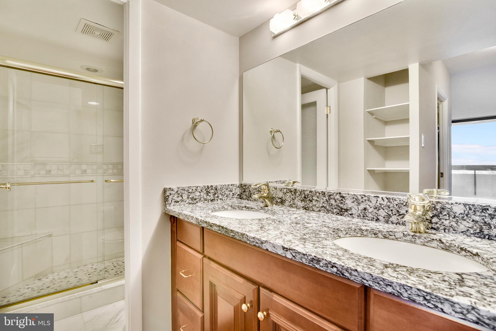 ALEXANDRIA HOUSE - Residential Lease